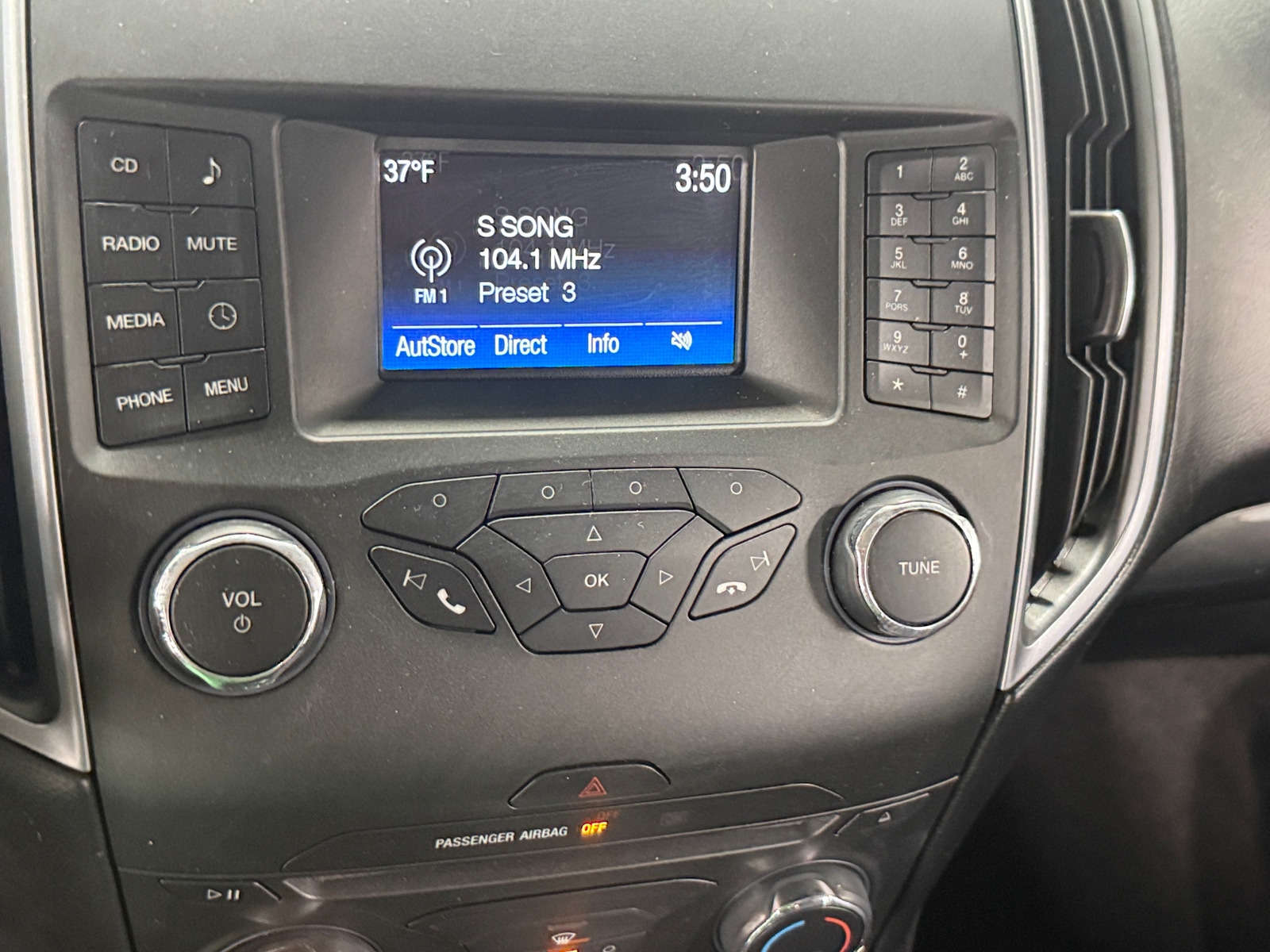 Thumbnail: 2017 Ford Edge - 4