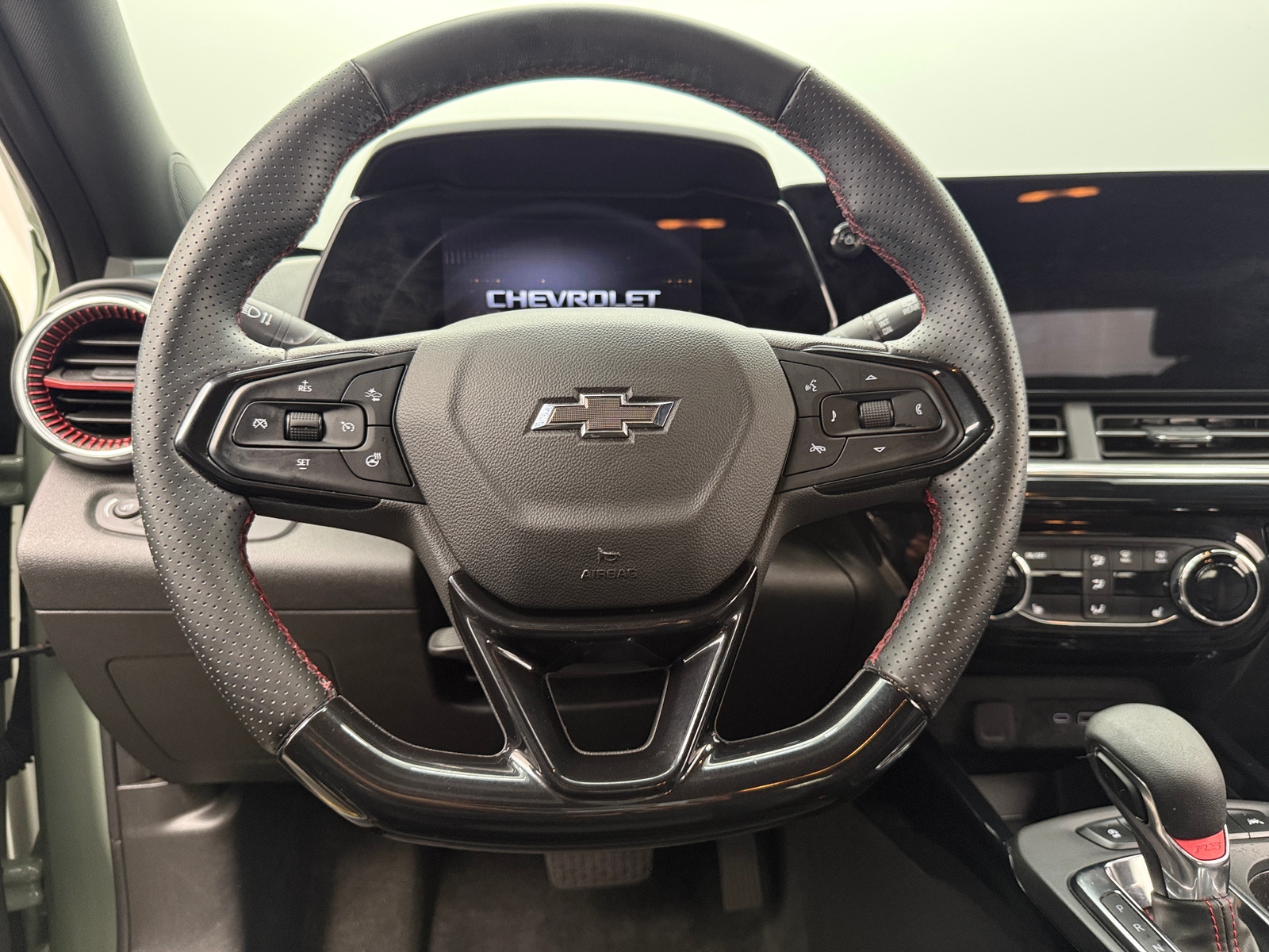 Thumbnail: 2024 Chevrolet Trax - 4