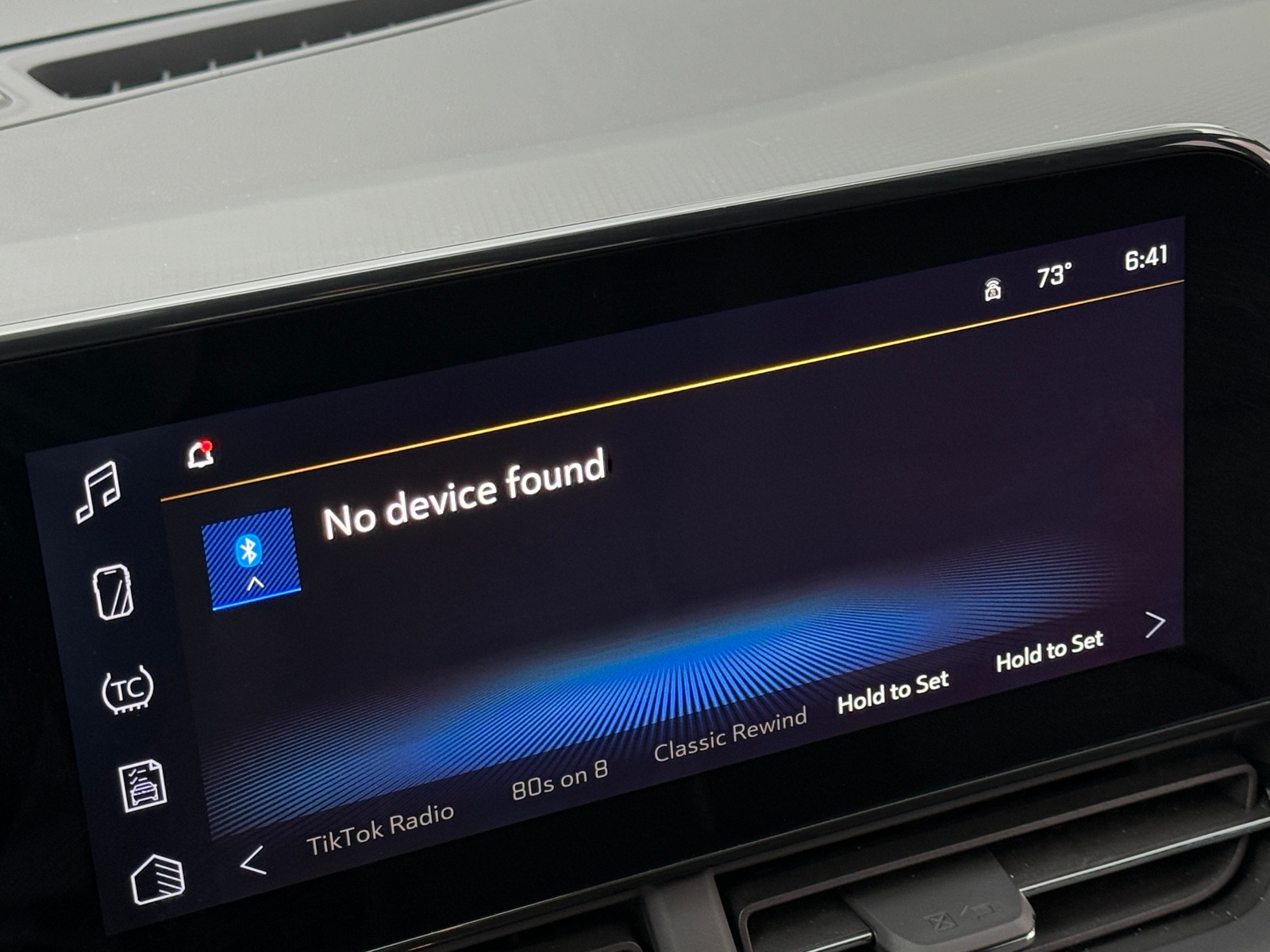 Thumbnail: 2024 Chevrolet Trax - 3