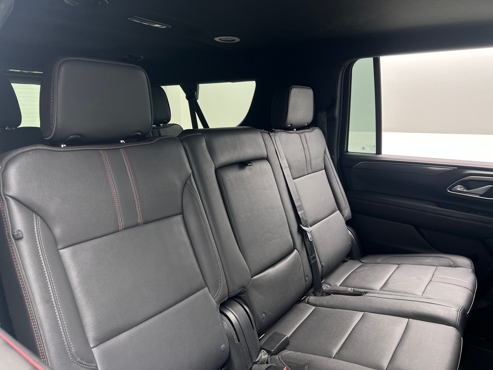 Thumbnail: 2023 Chevrolet Suburban - 5