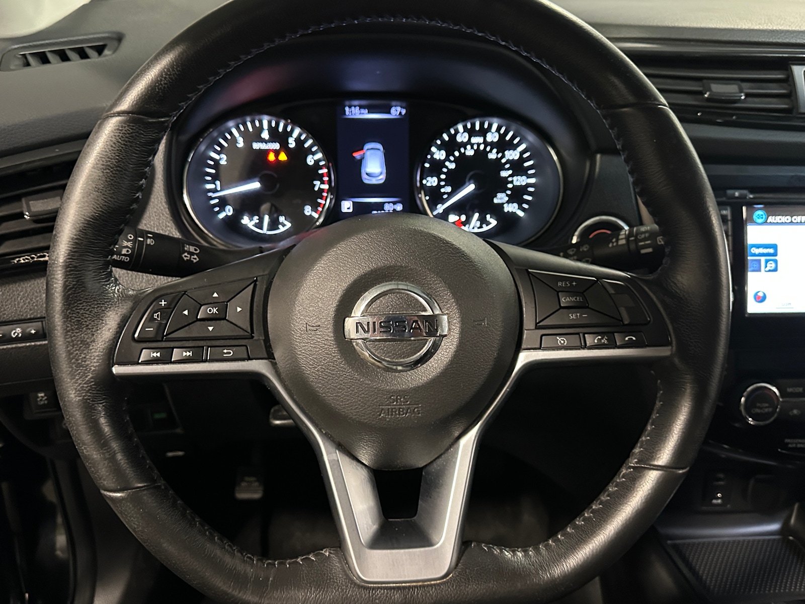 Thumbnail: 2017 Nissan Rogue Sport - 5