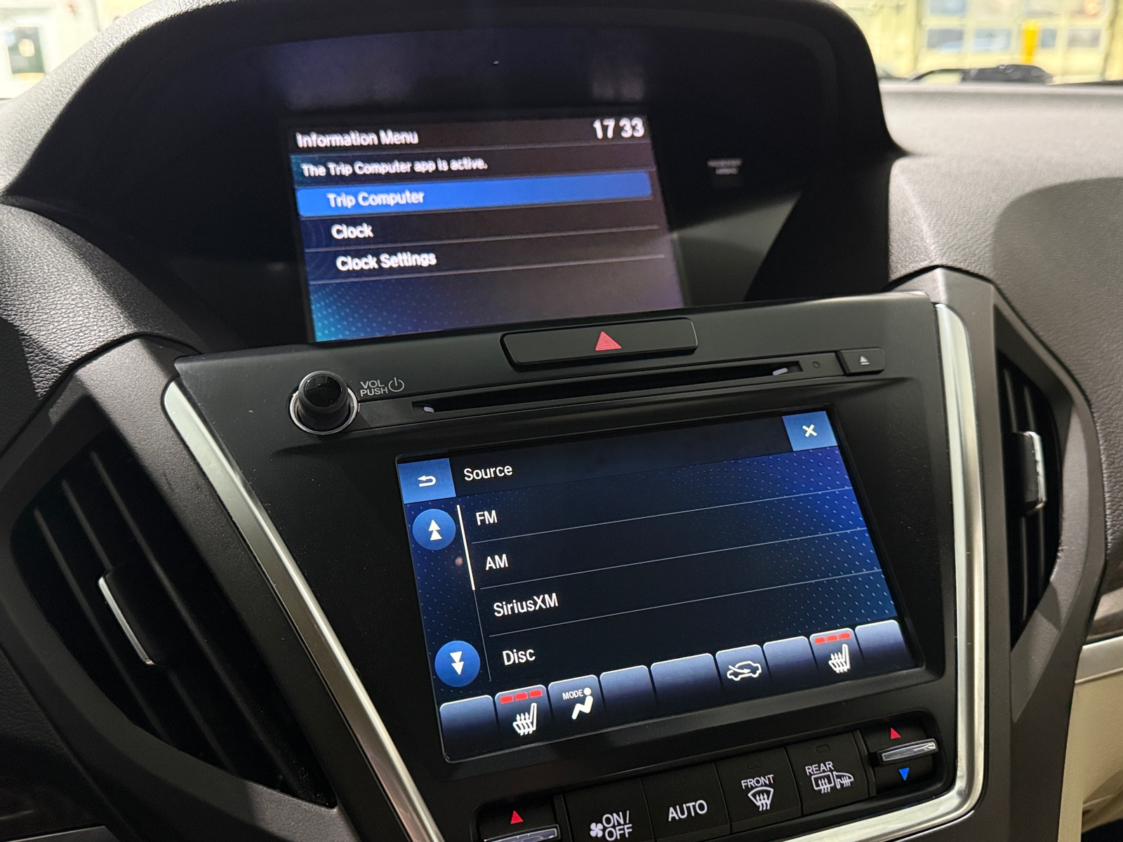 Thumbnail: 2020 Acura MDX - 3