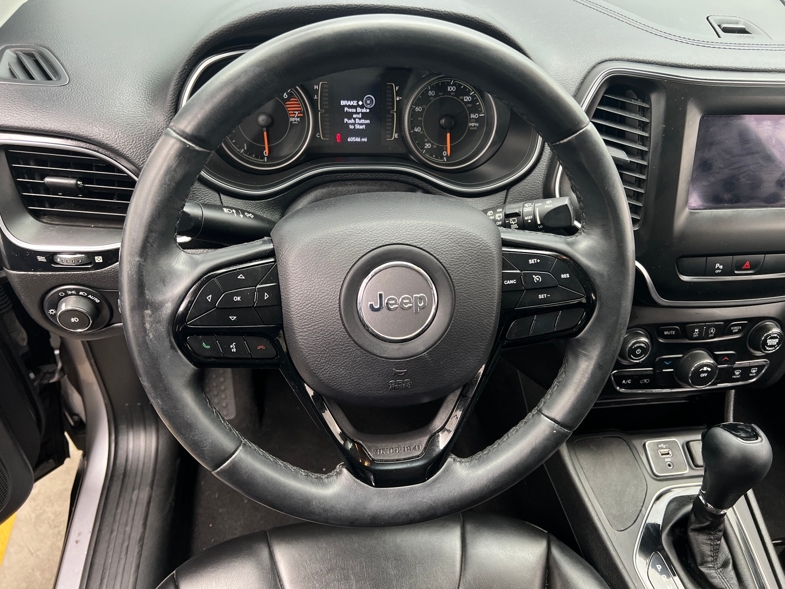 Thumbnail: 2019 Jeep Cherokee - 5