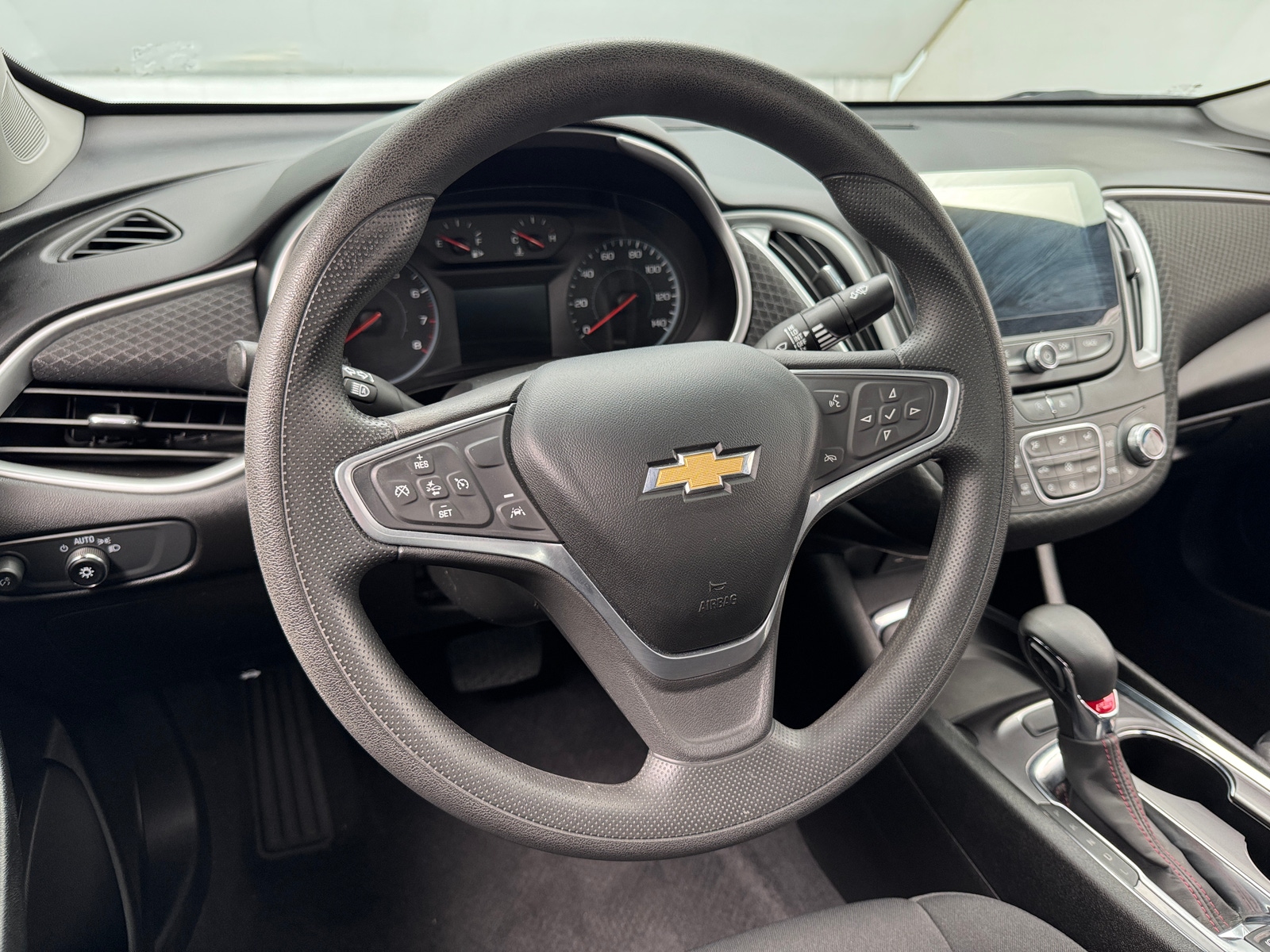 Thumbnail: 2023 Chevrolet Malibu - 5