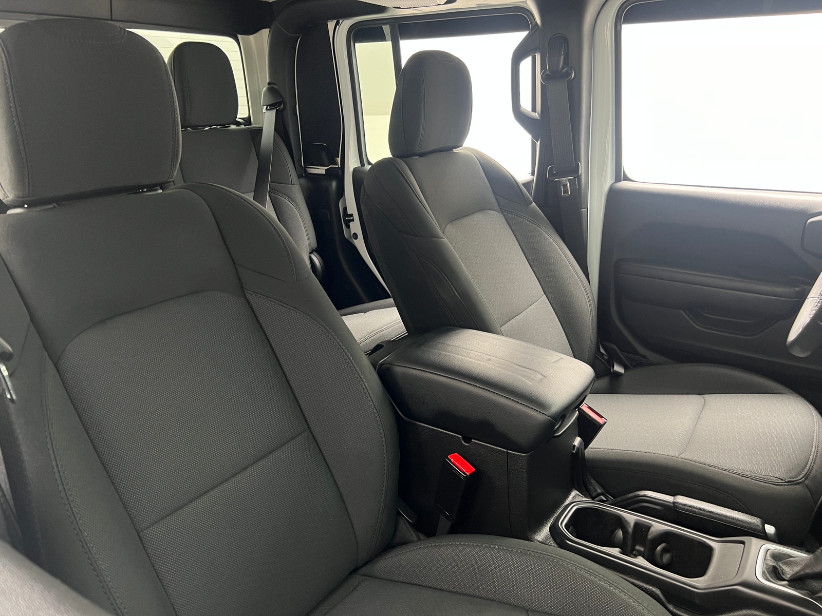 Thumbnail: 2023 Jeep Gladiator - 2