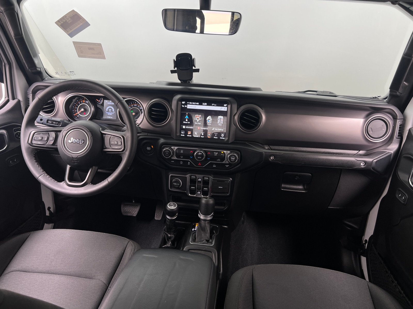 Thumbnail: 2023 Jeep Gladiator - 3