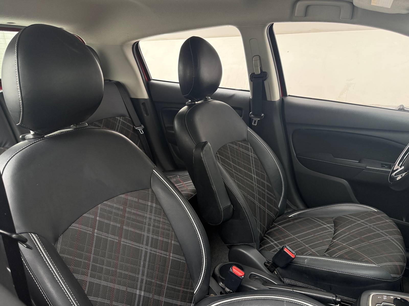 Thumbnail: 2021 Mitsubishi Mirage - 2