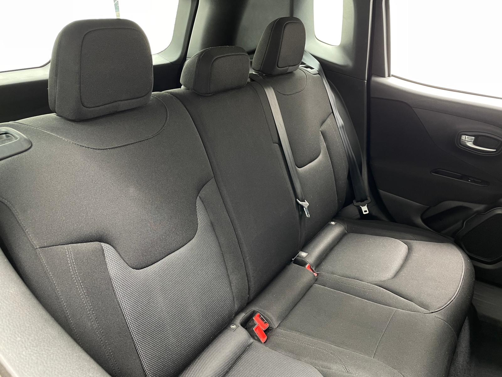 Thumbnail: 2020 Jeep Renegade - 6