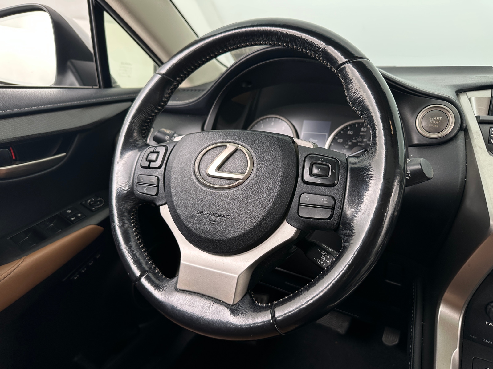 Thumbnail: 2015 Lexus NX - 4