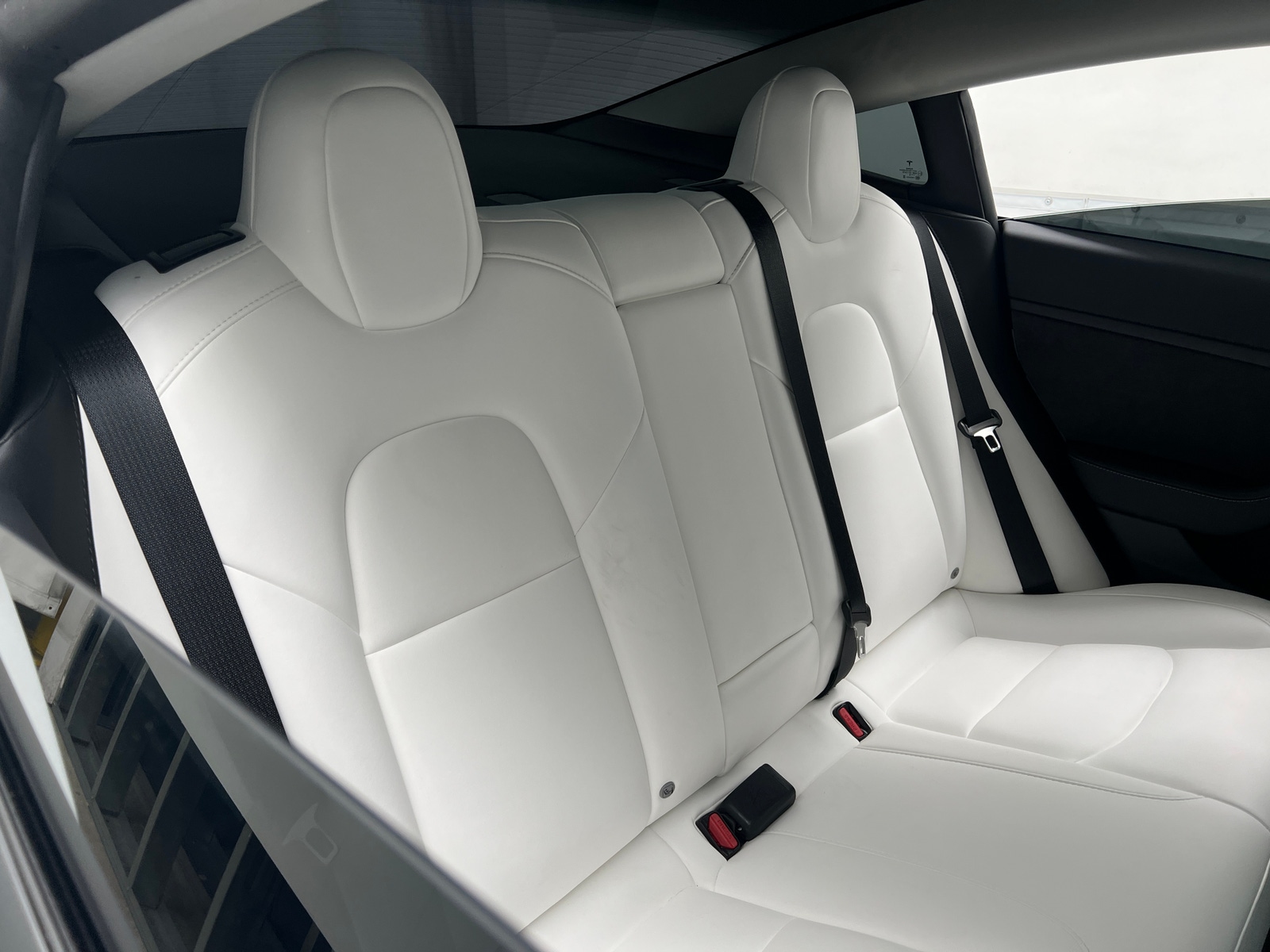 Thumbnail: 2022 Tesla Model 3 - 5