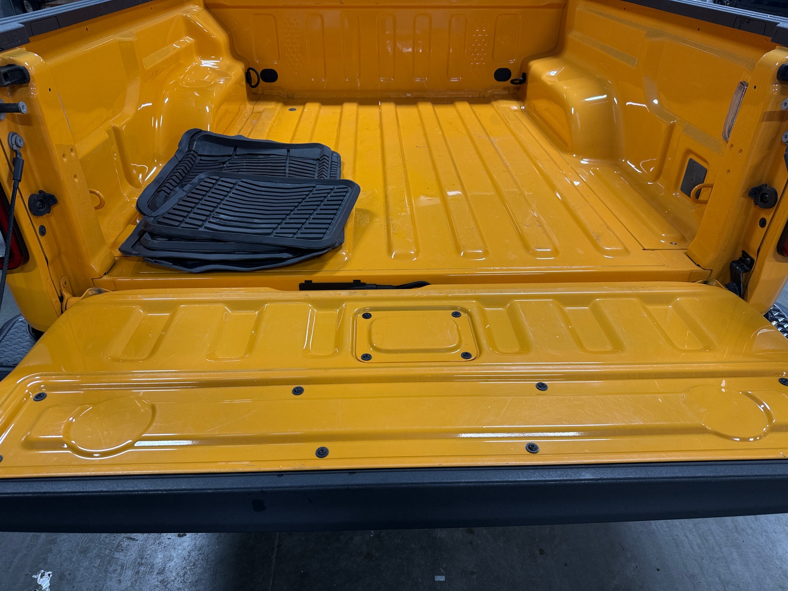 Thumbnail: 2021 Jeep Gladiator - 7