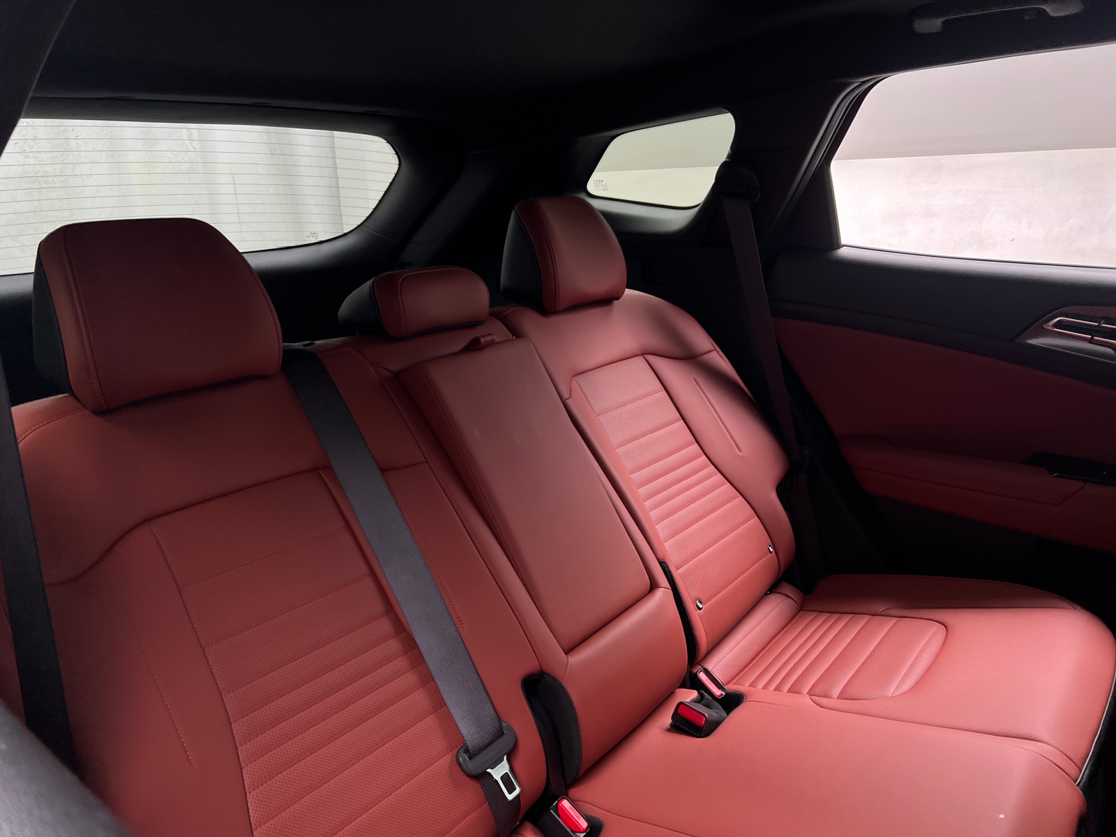 Thumbnail: 2025 Kia Sportage - 5