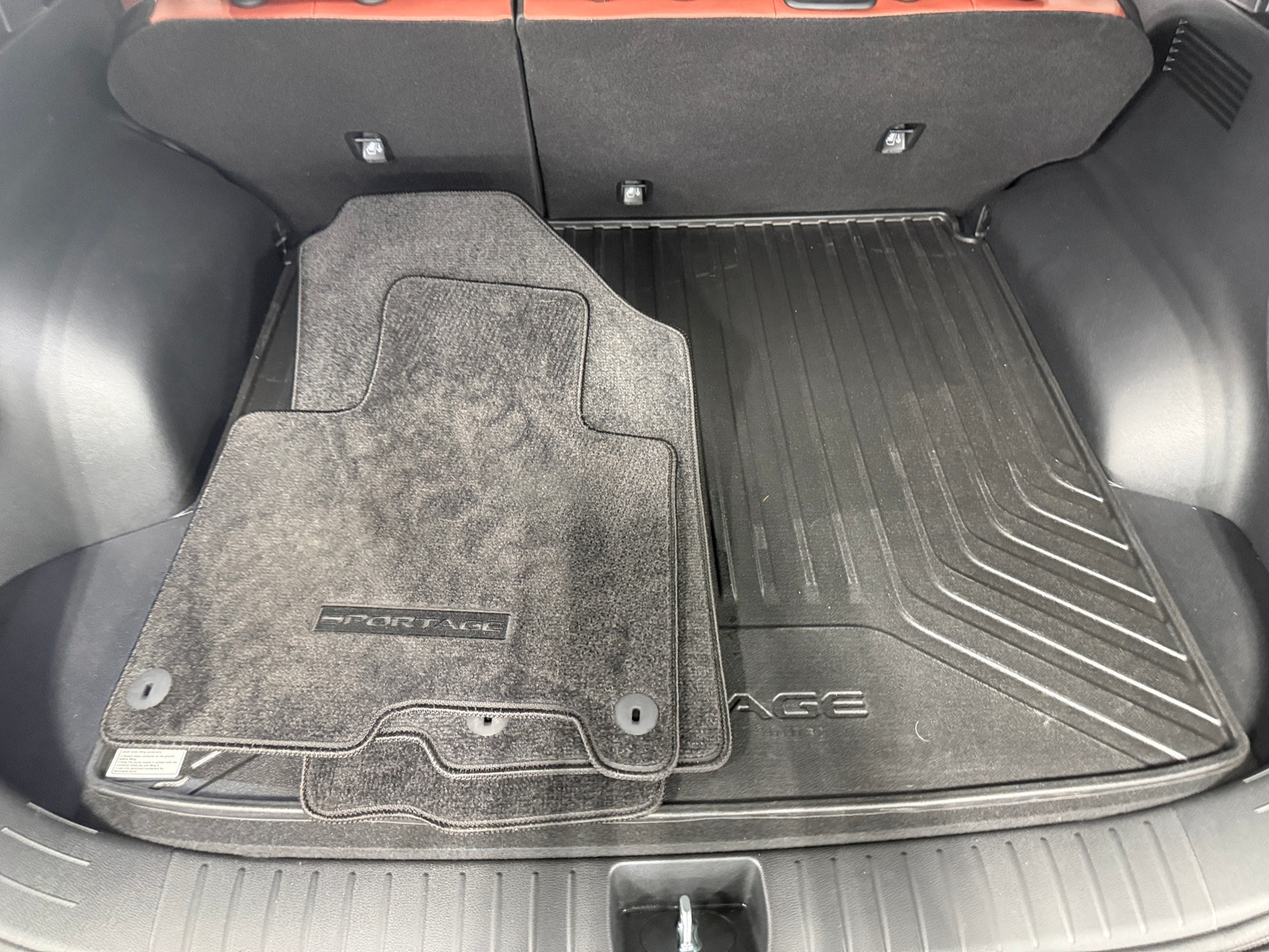 Thumbnail: 2025 Kia Sportage - 6