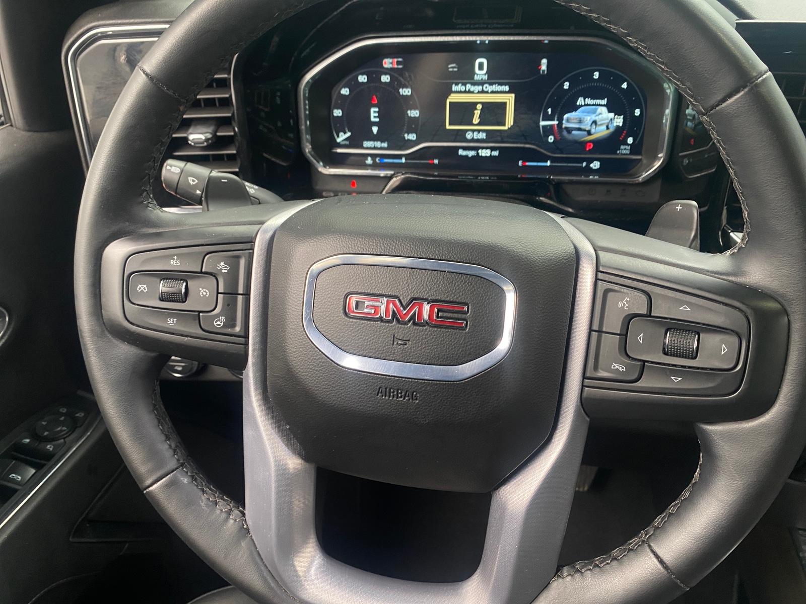 Thumbnail: 2024 GMC Sierra 1500 - 4