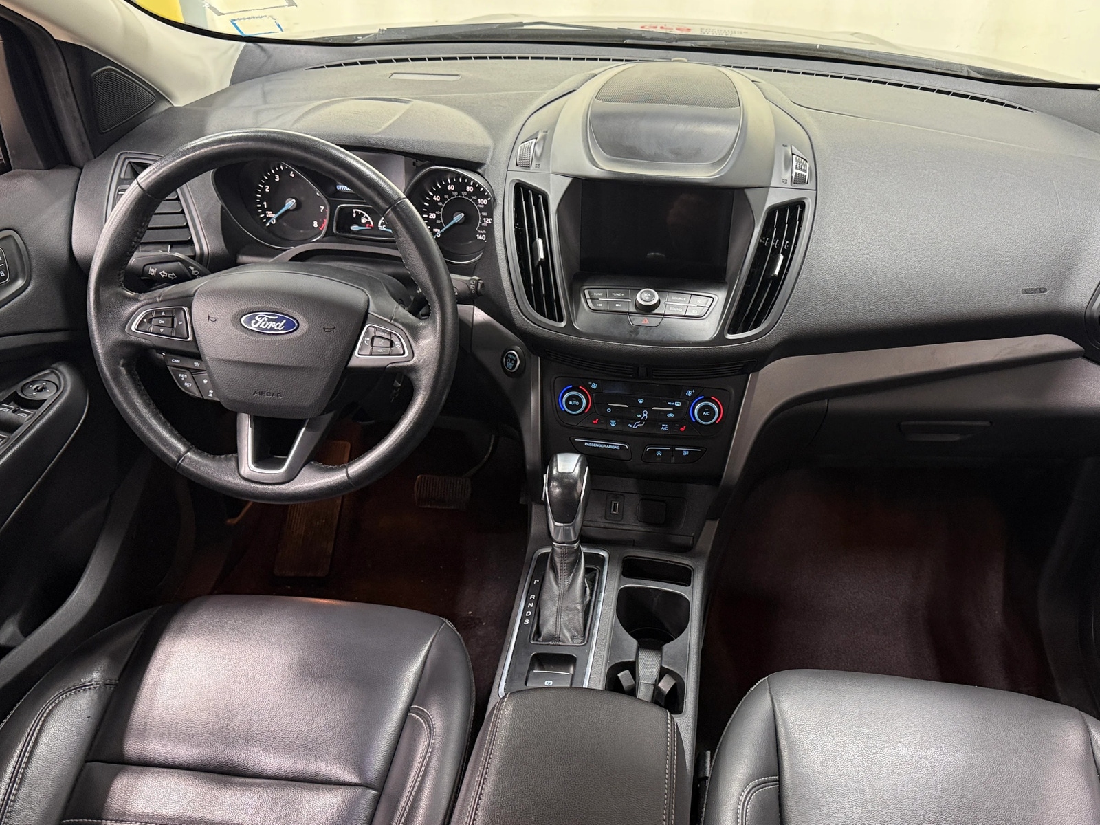 Thumbnail: 2019 Ford Escape - 2