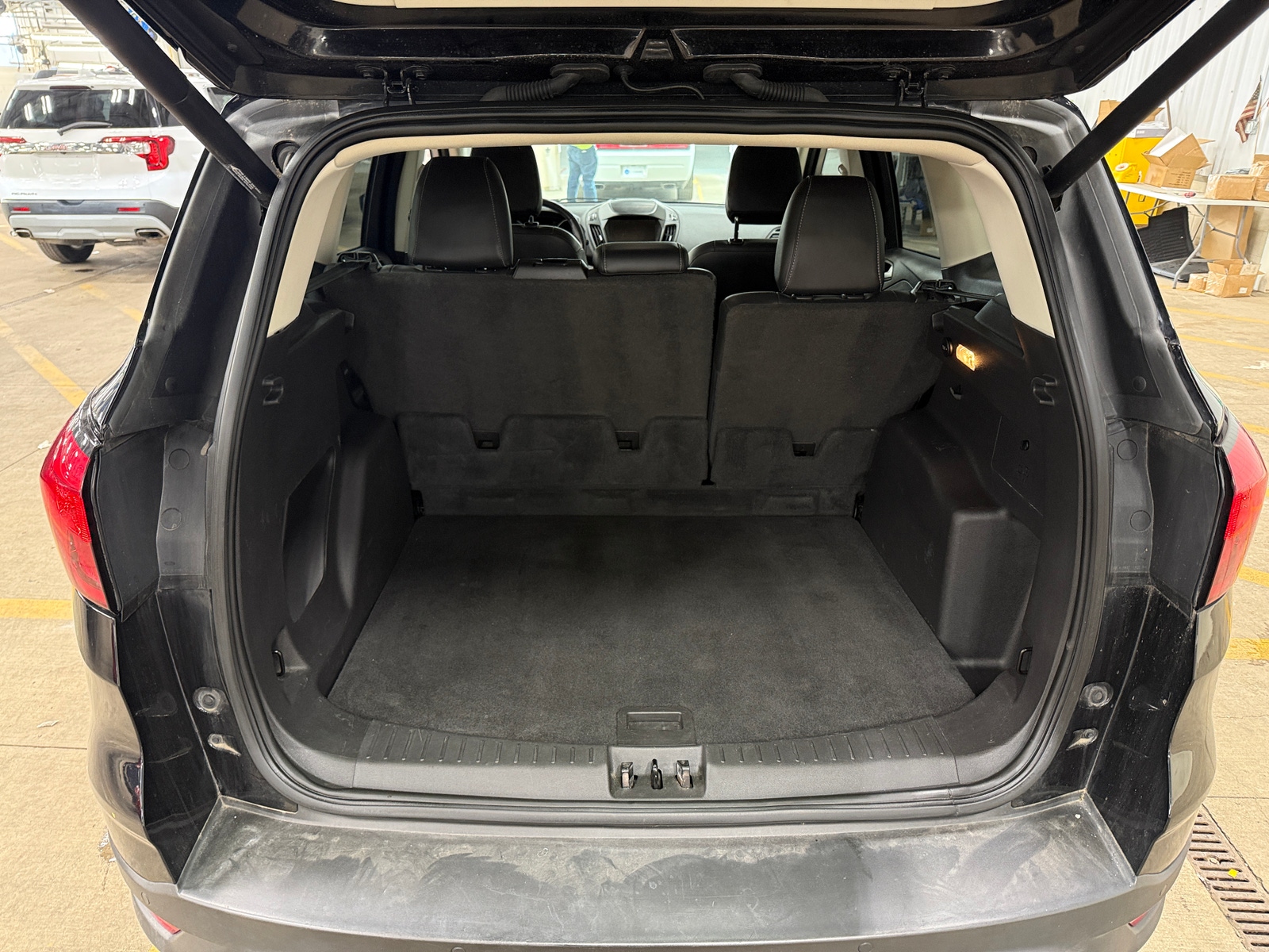 Thumbnail: 2019 Ford Escape - 6