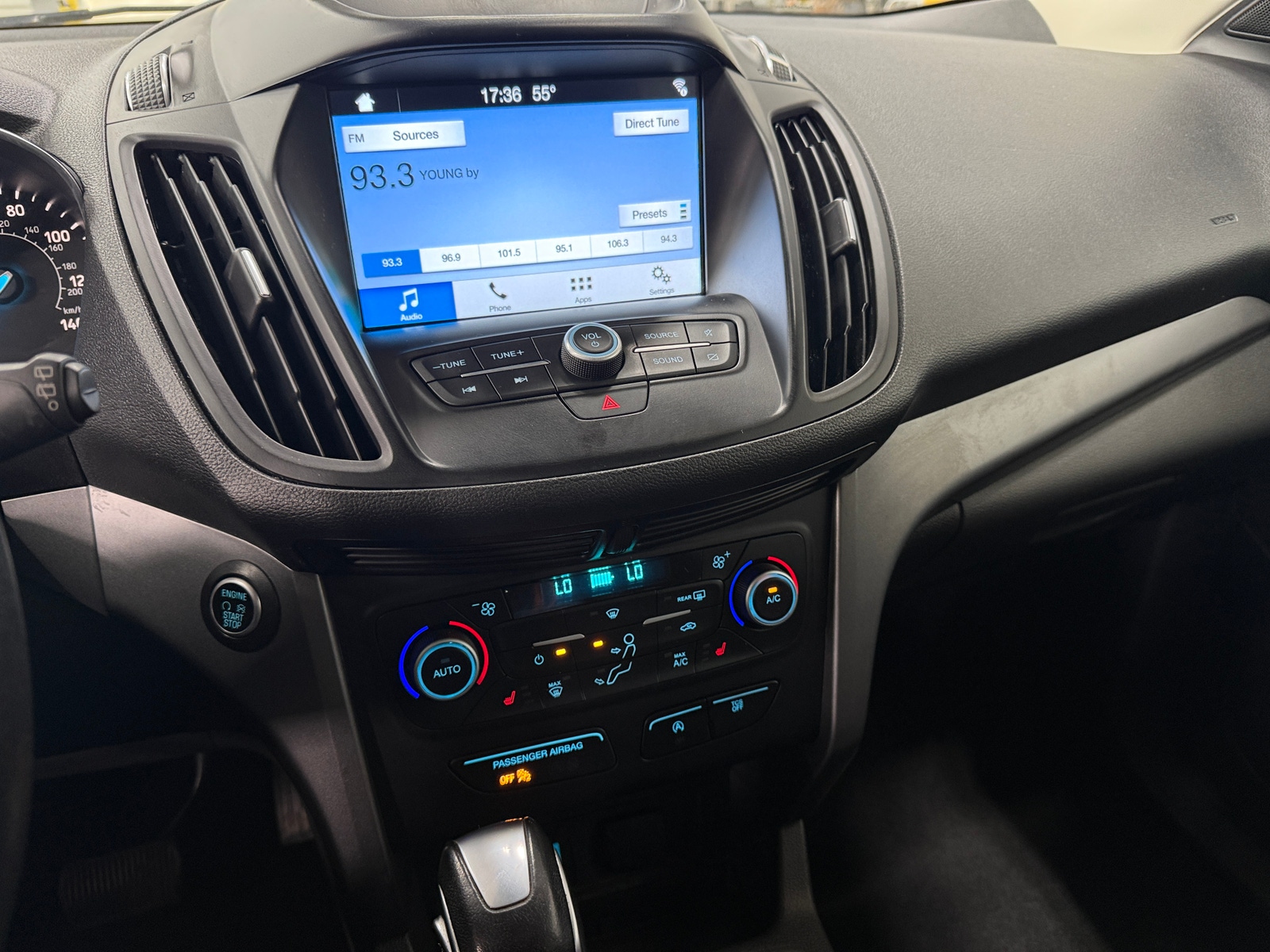 Thumbnail: 2019 Ford Escape - 3