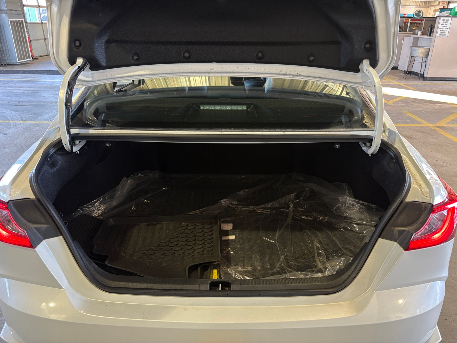 Thumbnail: 2025 Toyota Camry - 6