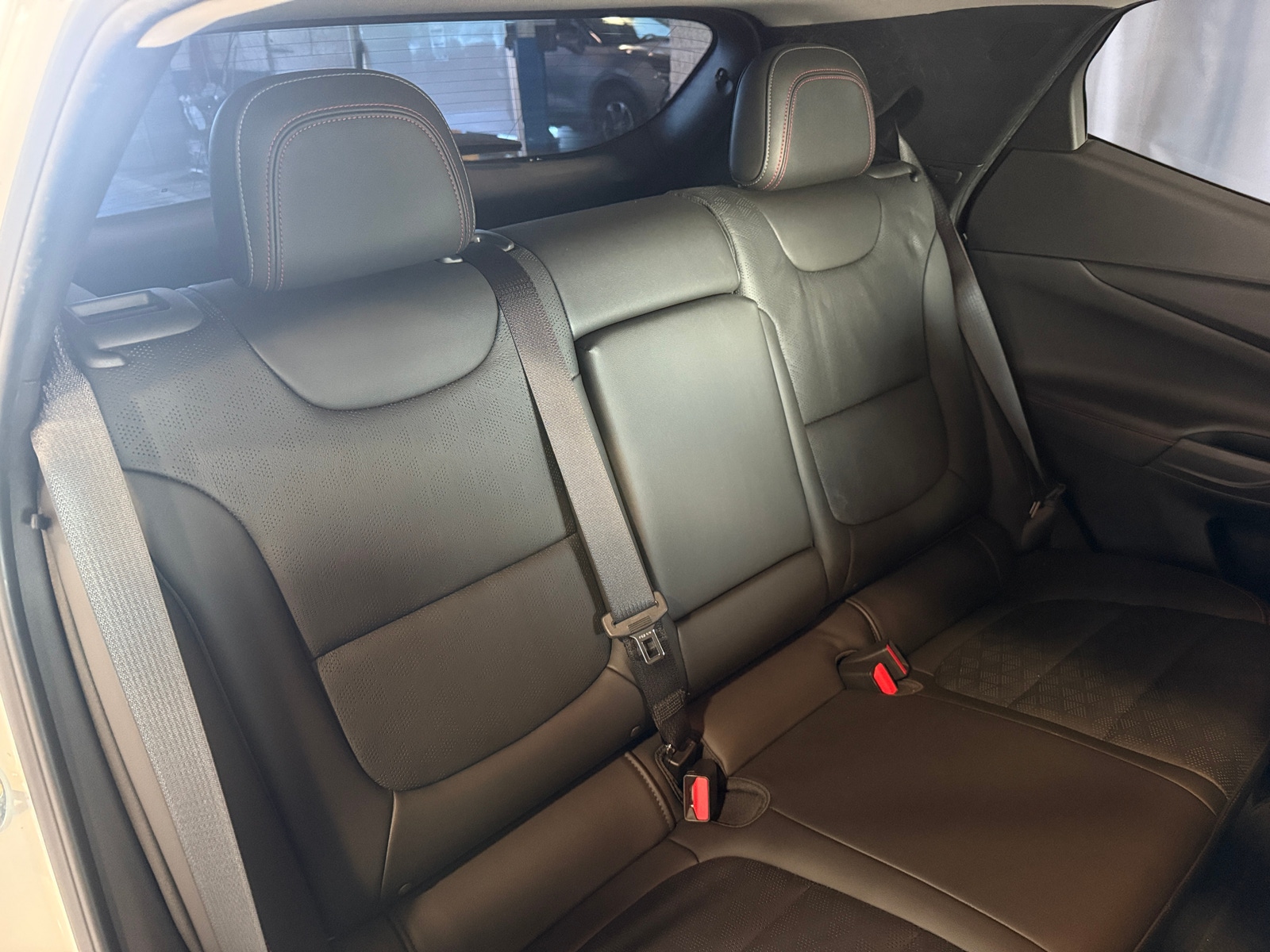 Thumbnail: 2023 Chevrolet Bolt EUV - 6