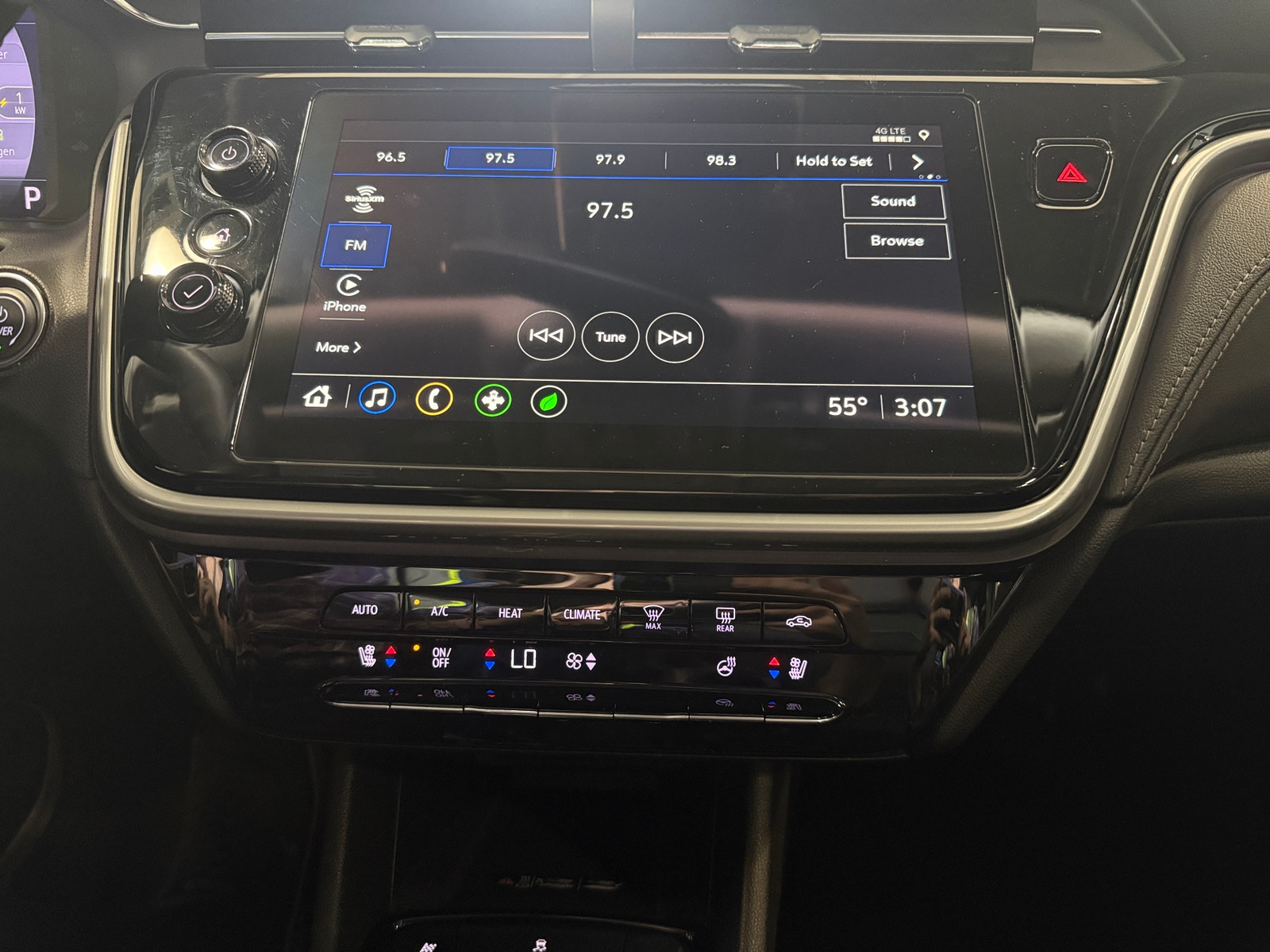 Thumbnail: 2023 Chevrolet Bolt EUV - 4