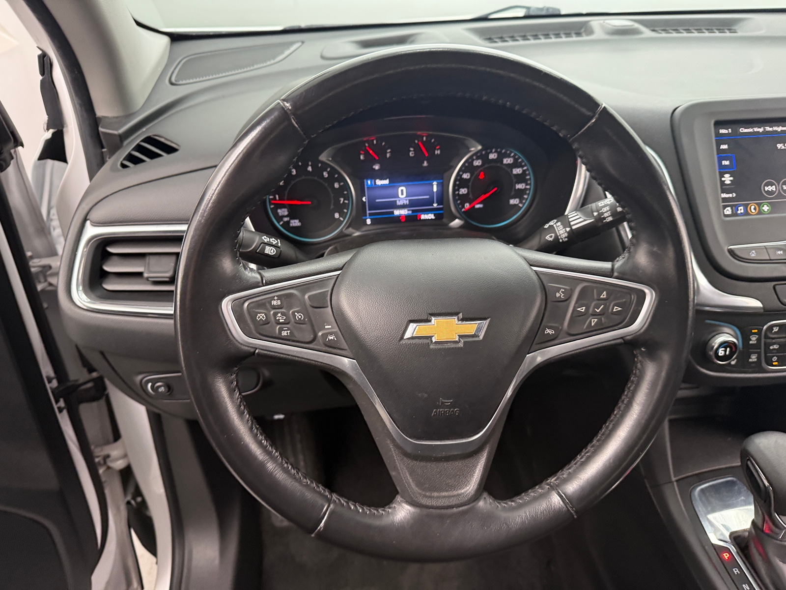 Thumbnail: 2022 Chevrolet Equinox - 5