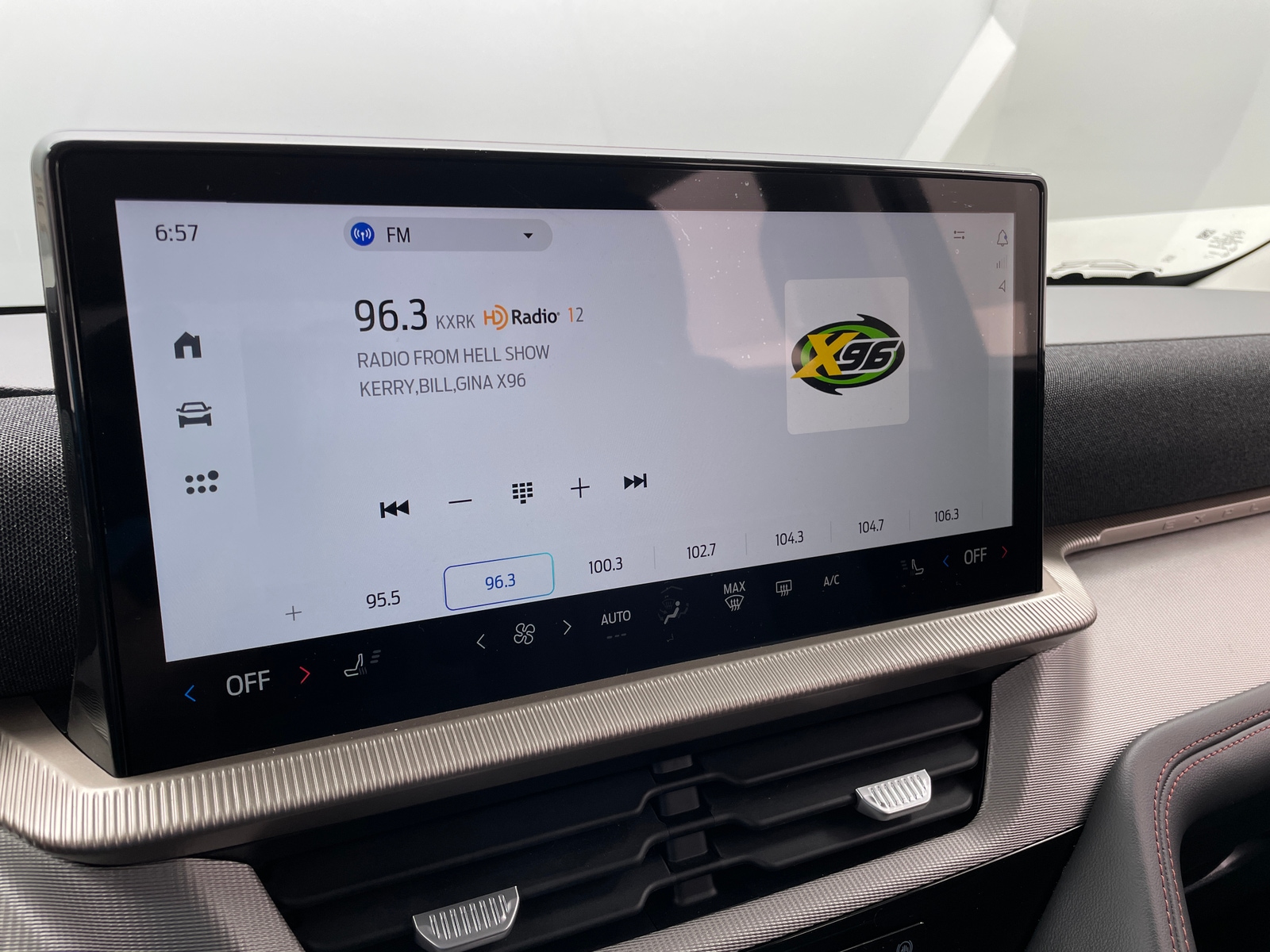 Thumbnail: 2025 Ford Explorer - 4