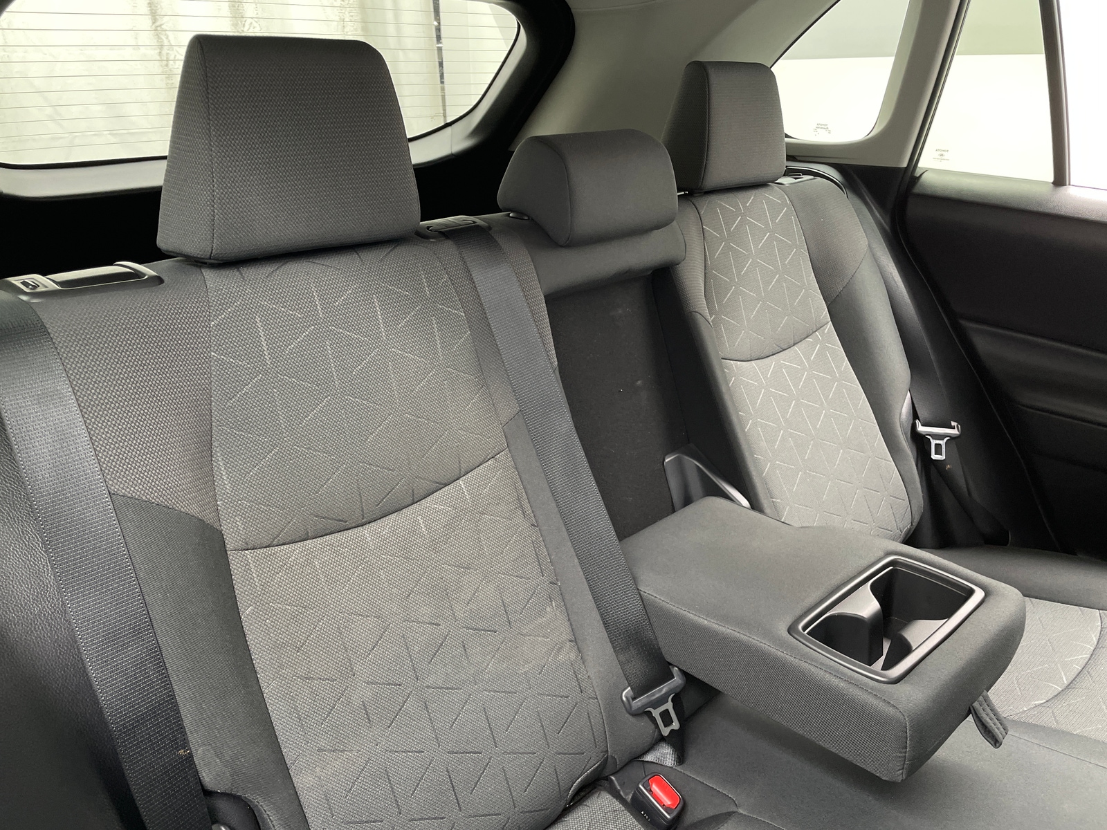 Thumbnail: 2020 Toyota RAV4 - 6