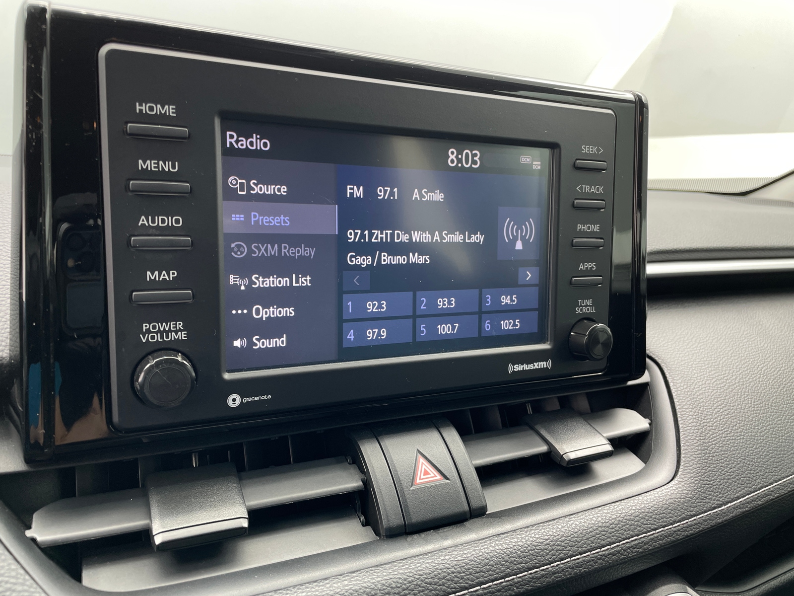 Thumbnail: 2020 Toyota RAV4 - 4