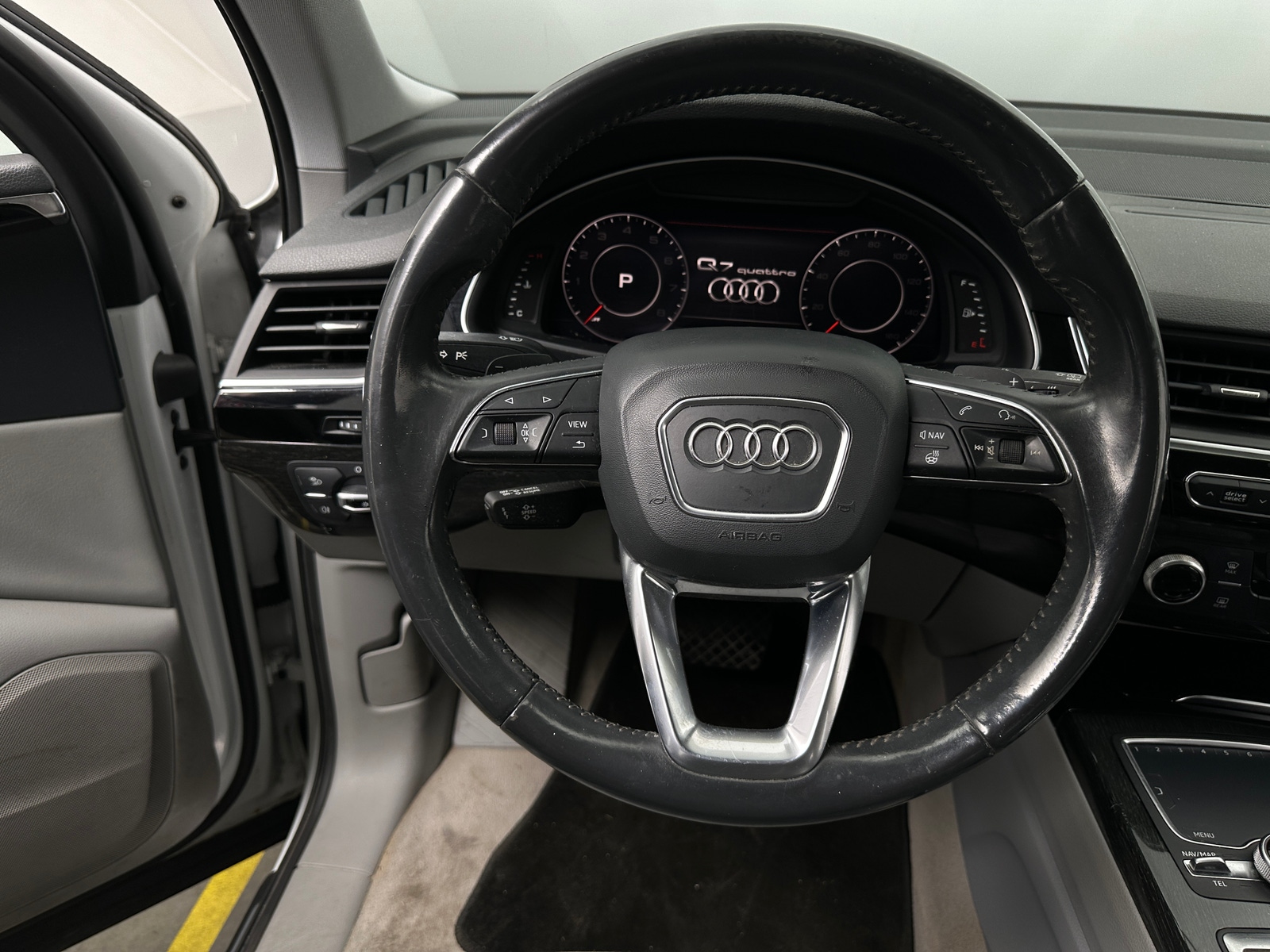 Thumbnail: 2017 Audi Q7 - 4