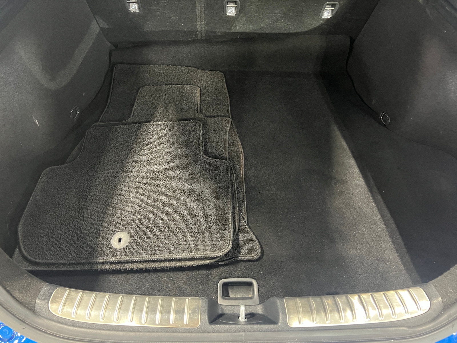 Thumbnail: 2019 Kia Stinger - 6