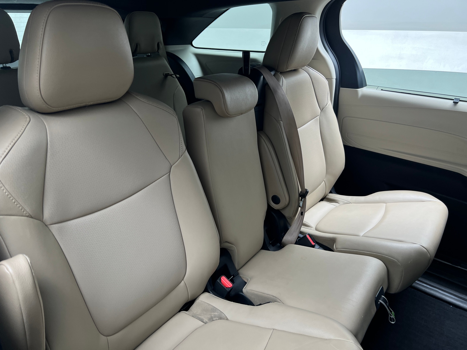 Thumbnail: 2021 Toyota Sienna - 5