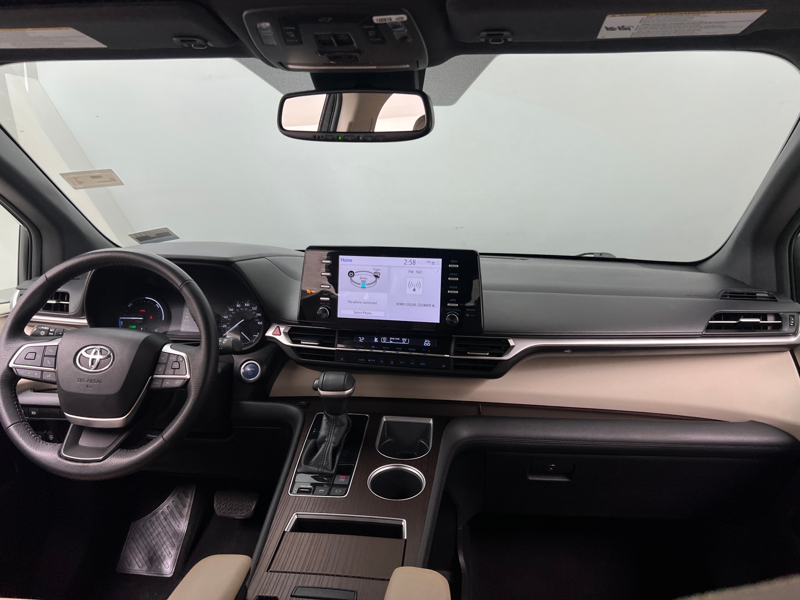 Thumbnail: 2021 Toyota Sienna - 2