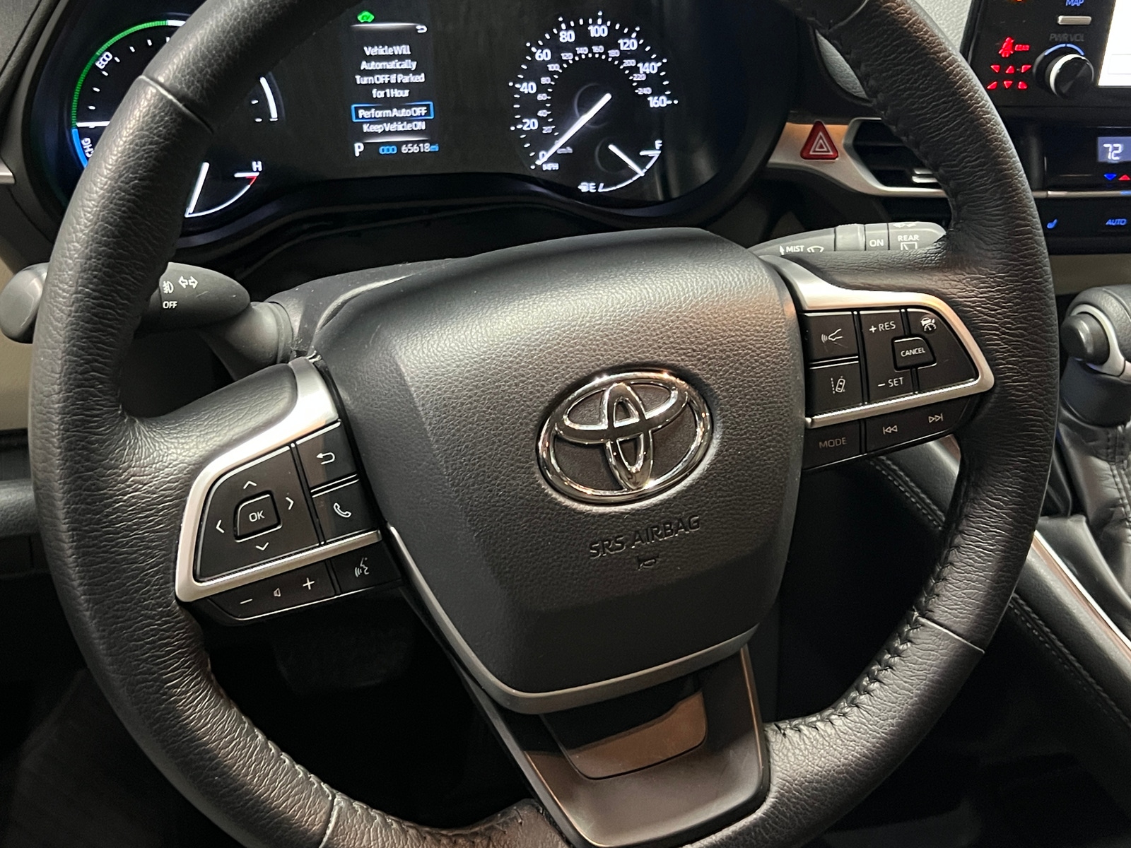 Thumbnail: 2021 Toyota Sienna - 4