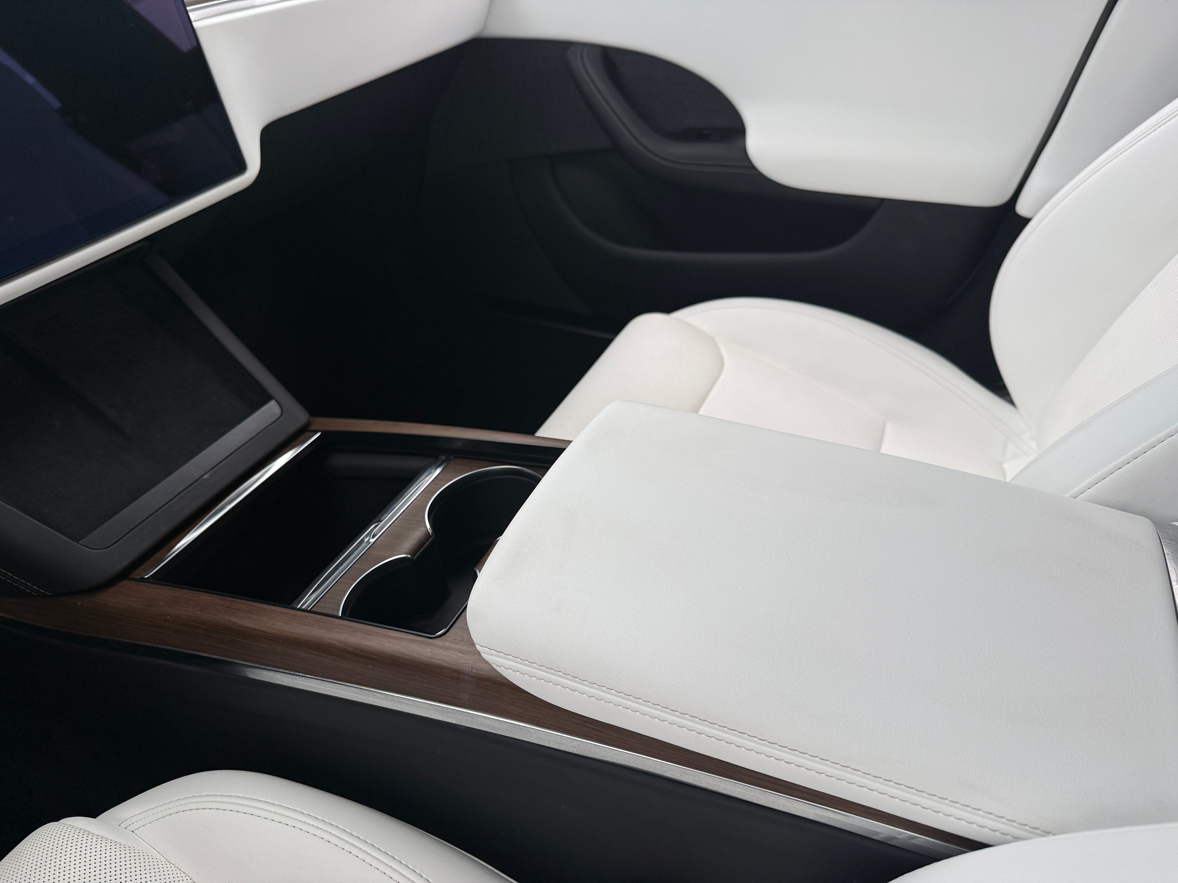 Used 2021 Tesla Model S Long Range Plus with VIN 5YJSA1E53MF451866 for sale in Oak Creek, WI