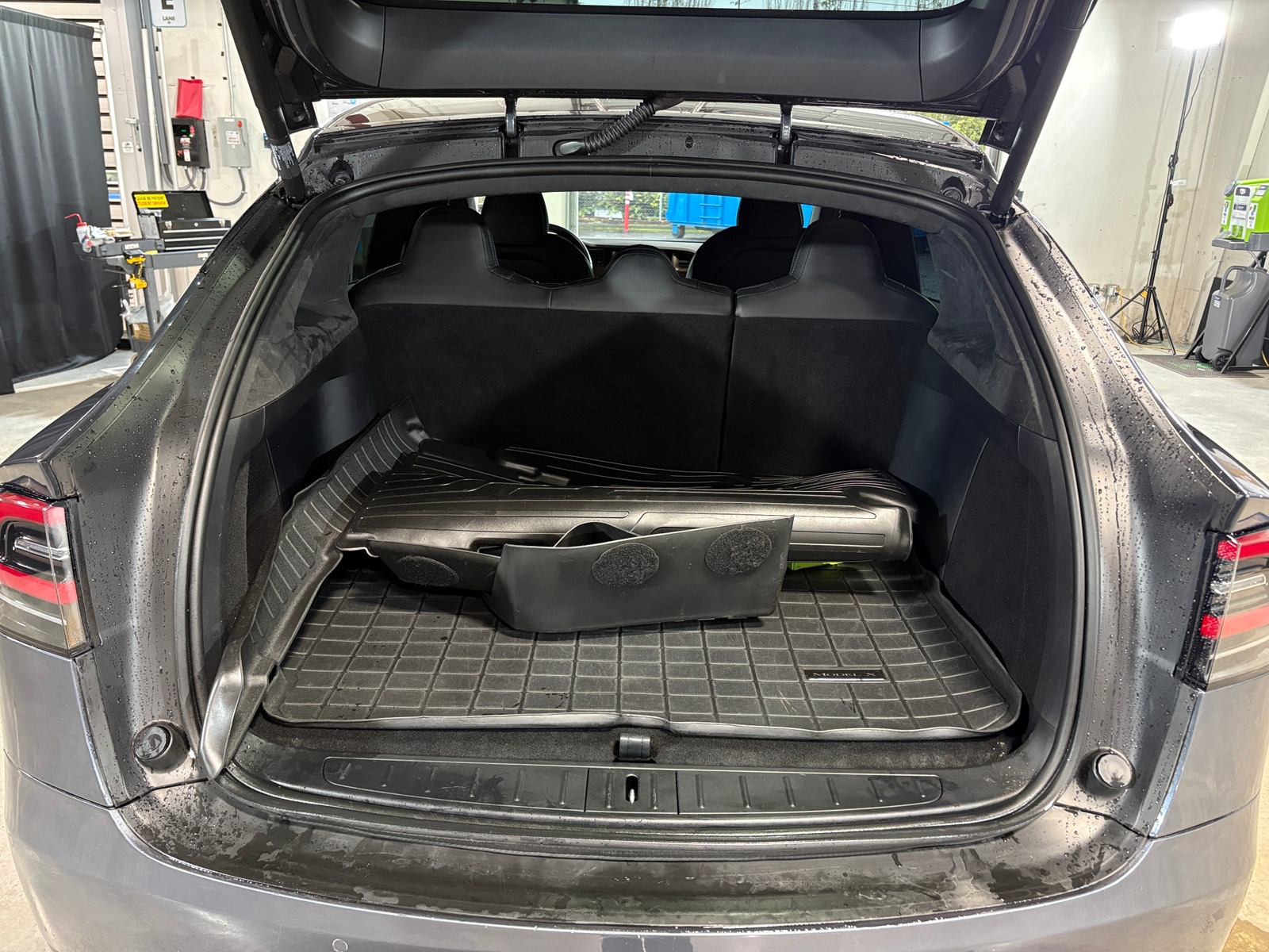 Thumbnail: 2020 Tesla Model X - 6