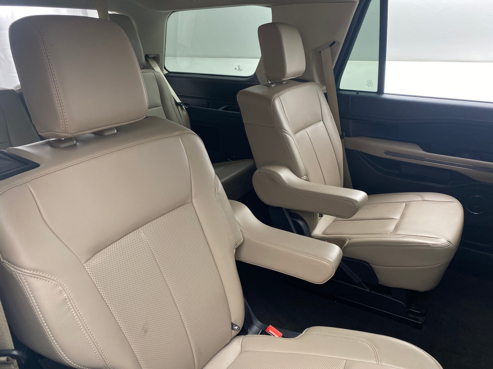 Thumbnail: 2022 Ford Expedition - 6