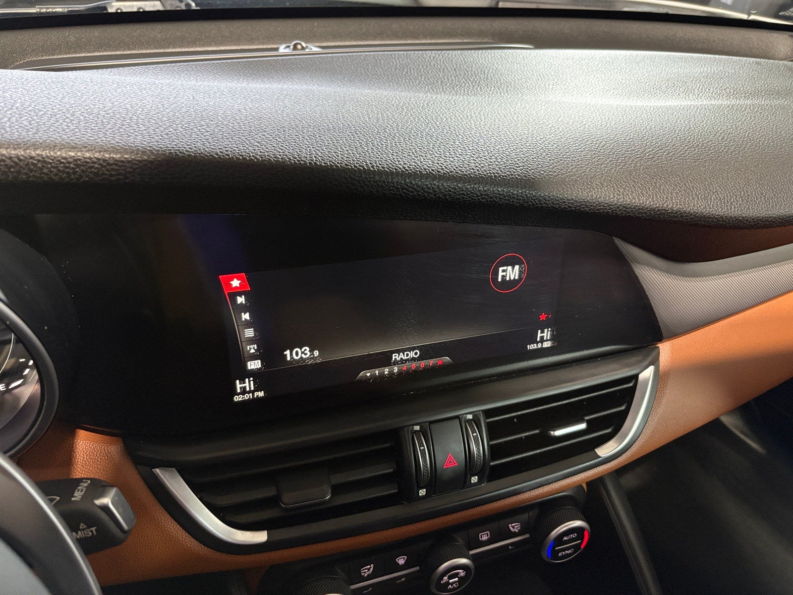 Thumbnail: 2018 Alfa Romeo Giulia - 3