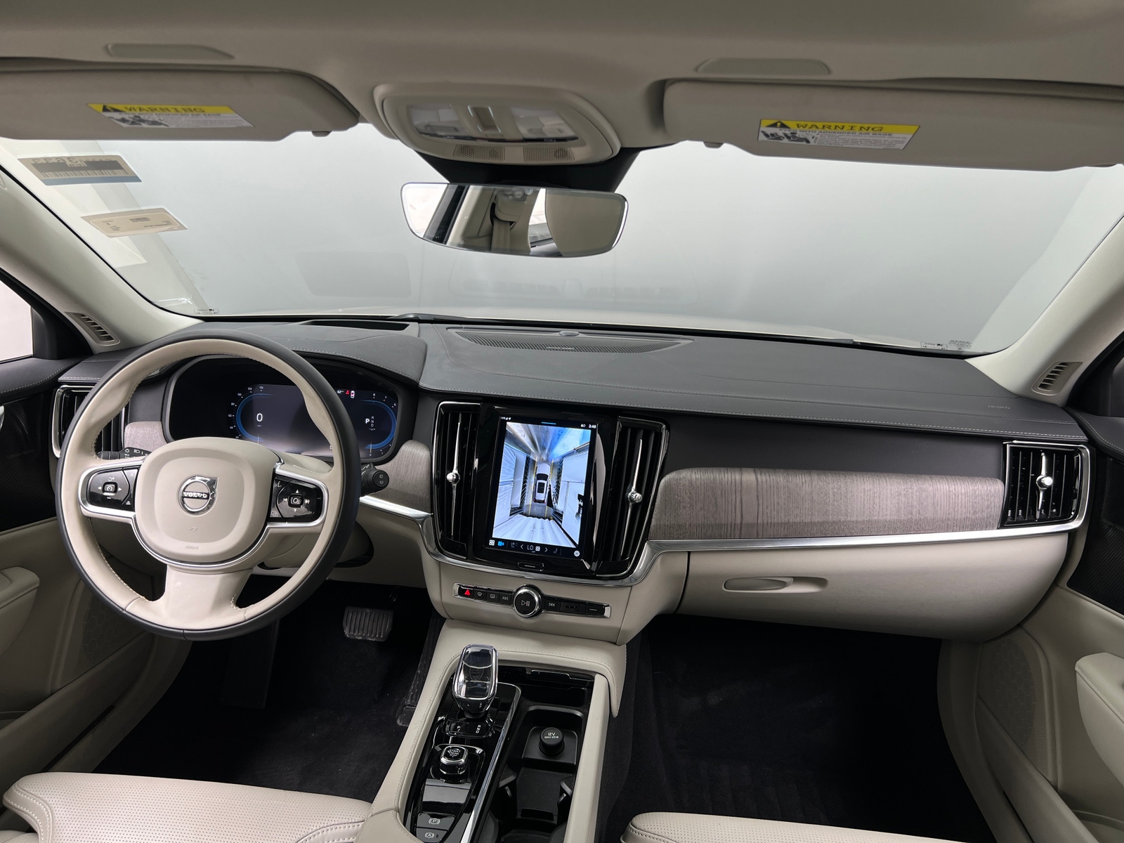 Thumbnail: 2024 Volvo V90 - 2