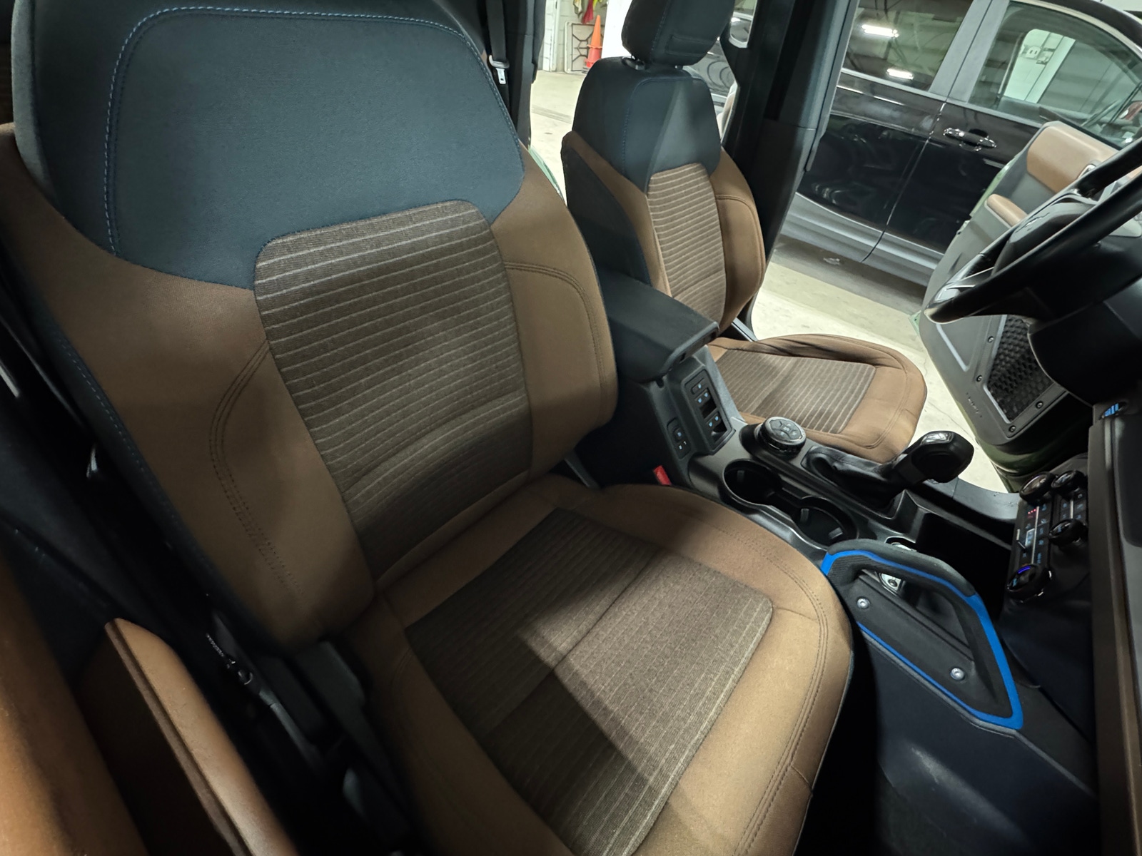 Thumbnail: 2023 Ford Bronco - 2