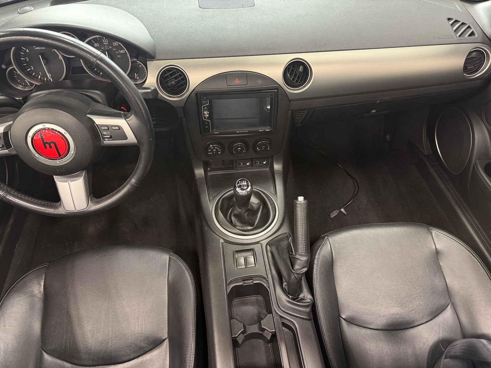 Thumbnail: 2010 Mazda MX-5 Miata - 2