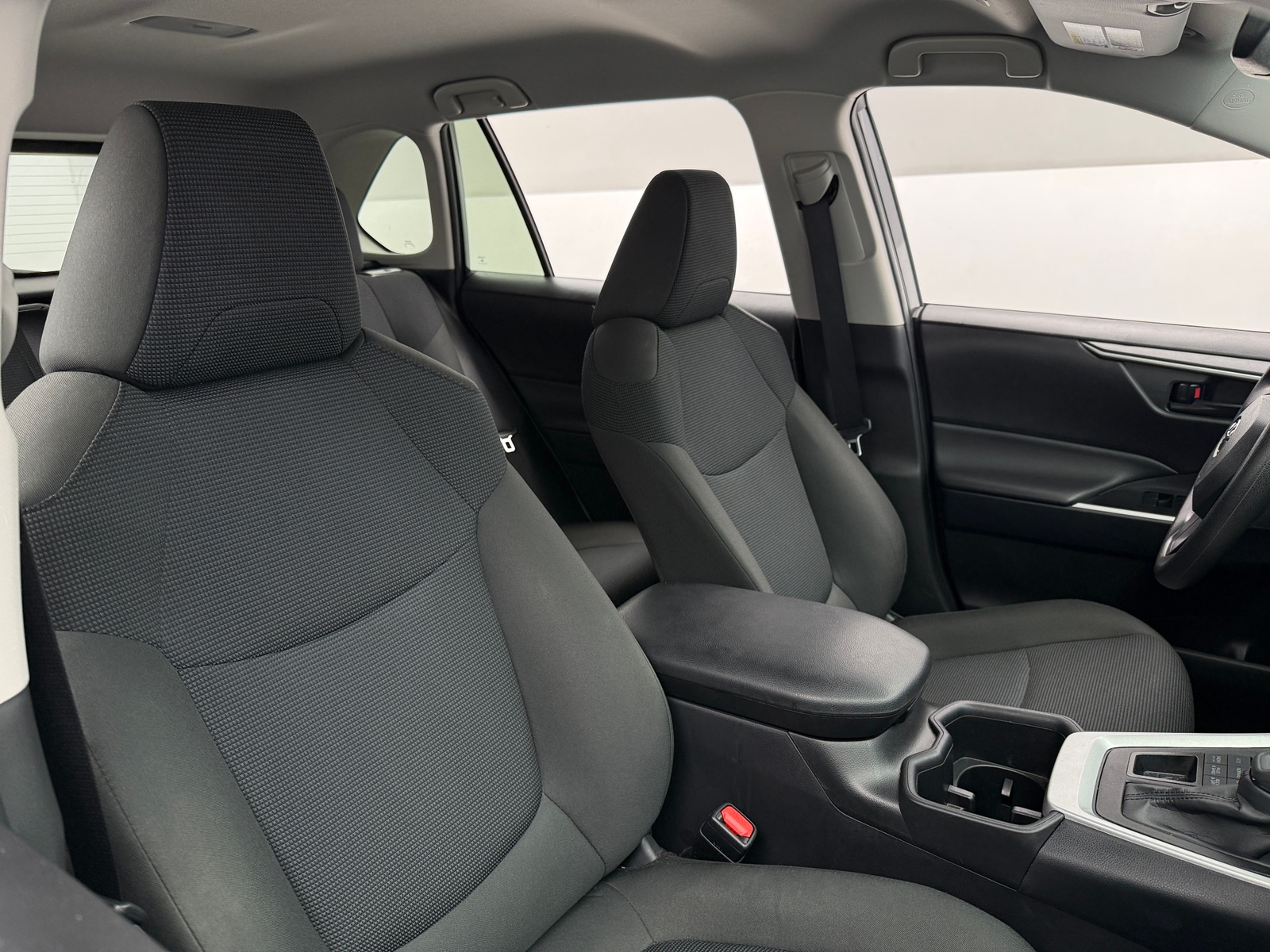 Thumbnail: 2025 Toyota RAV4 - 2