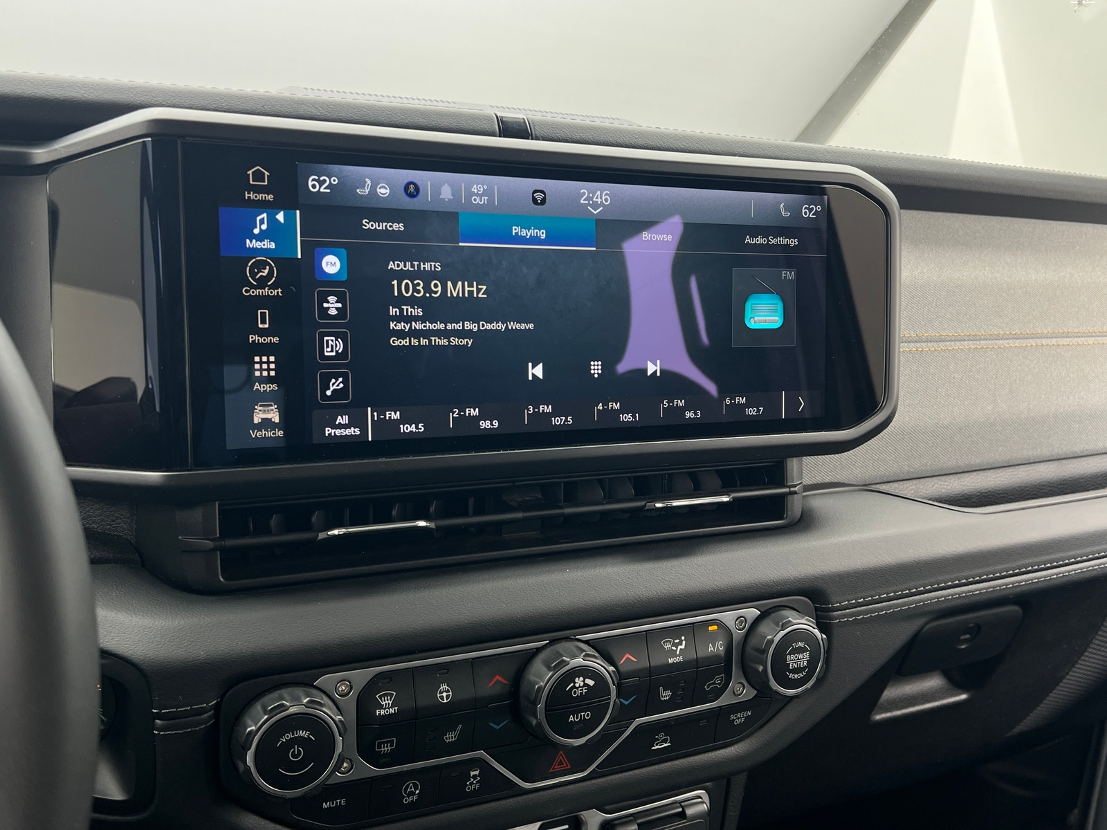 Thumbnail: 2024 Jeep Wrangler - 4