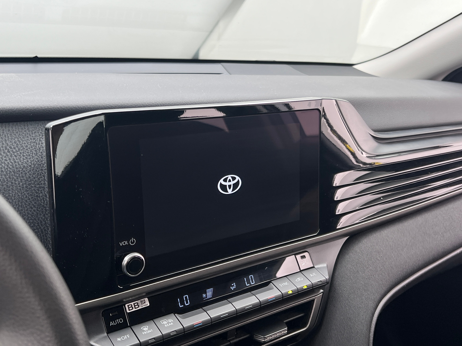 Thumbnail: 2025 Toyota Camry - 4