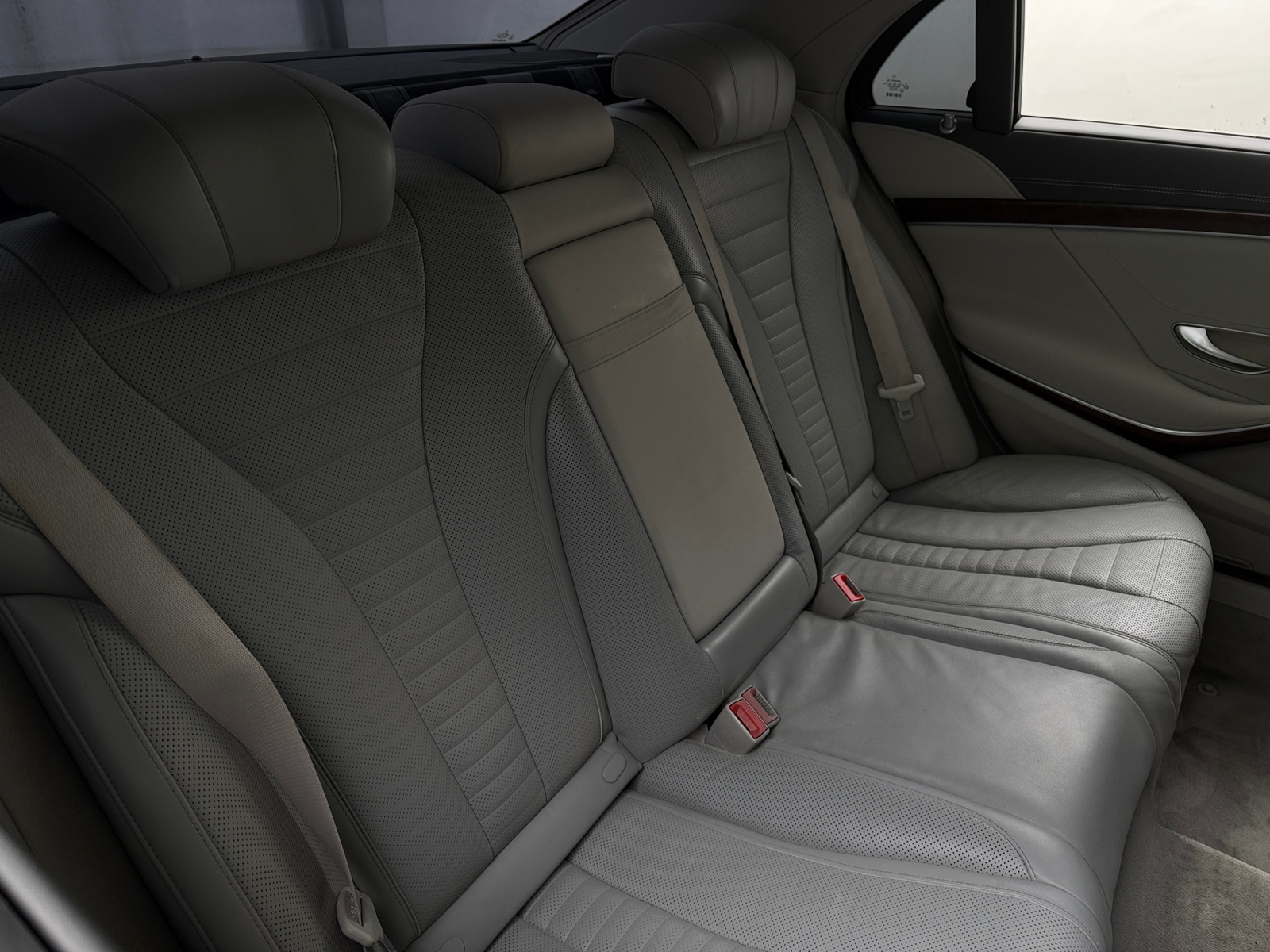 Thumbnail: 2015 Mercedes-Benz S-Class - 5