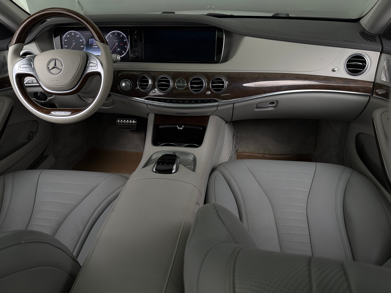 Thumbnail: 2015 Mercedes-Benz S-Class - 2