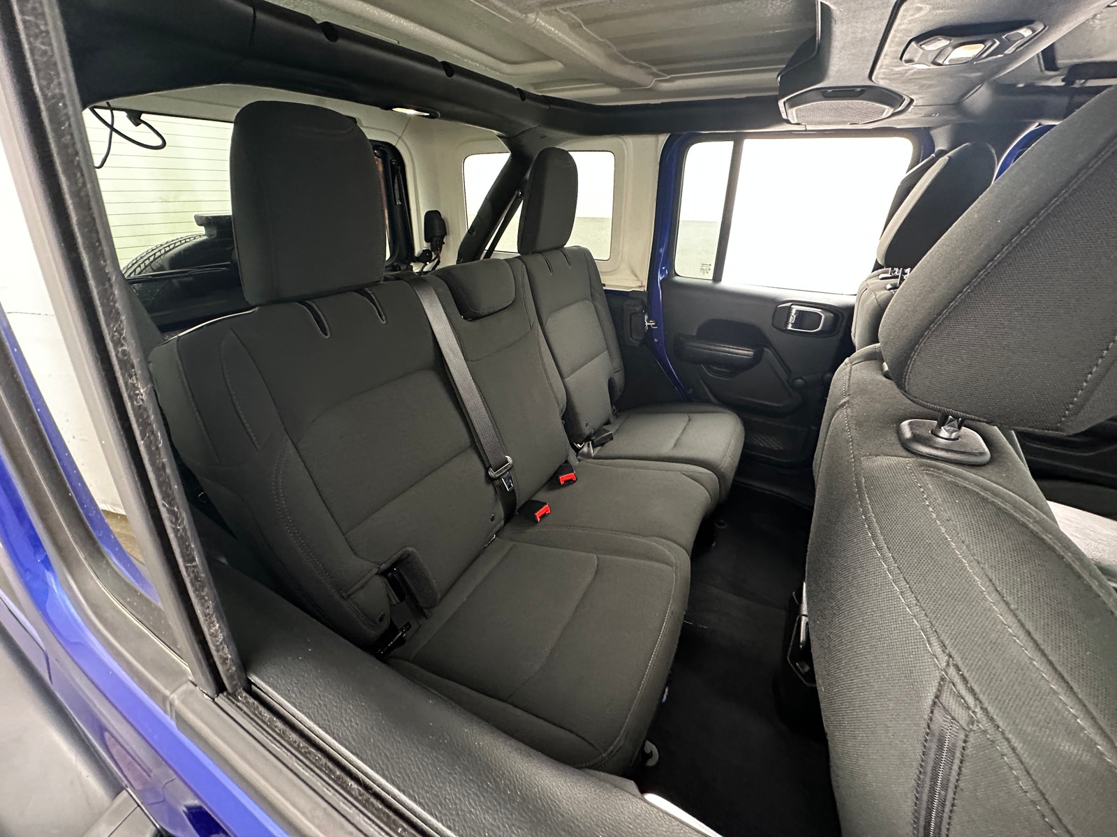 Thumbnail: 2018 Jeep Wrangler - 6