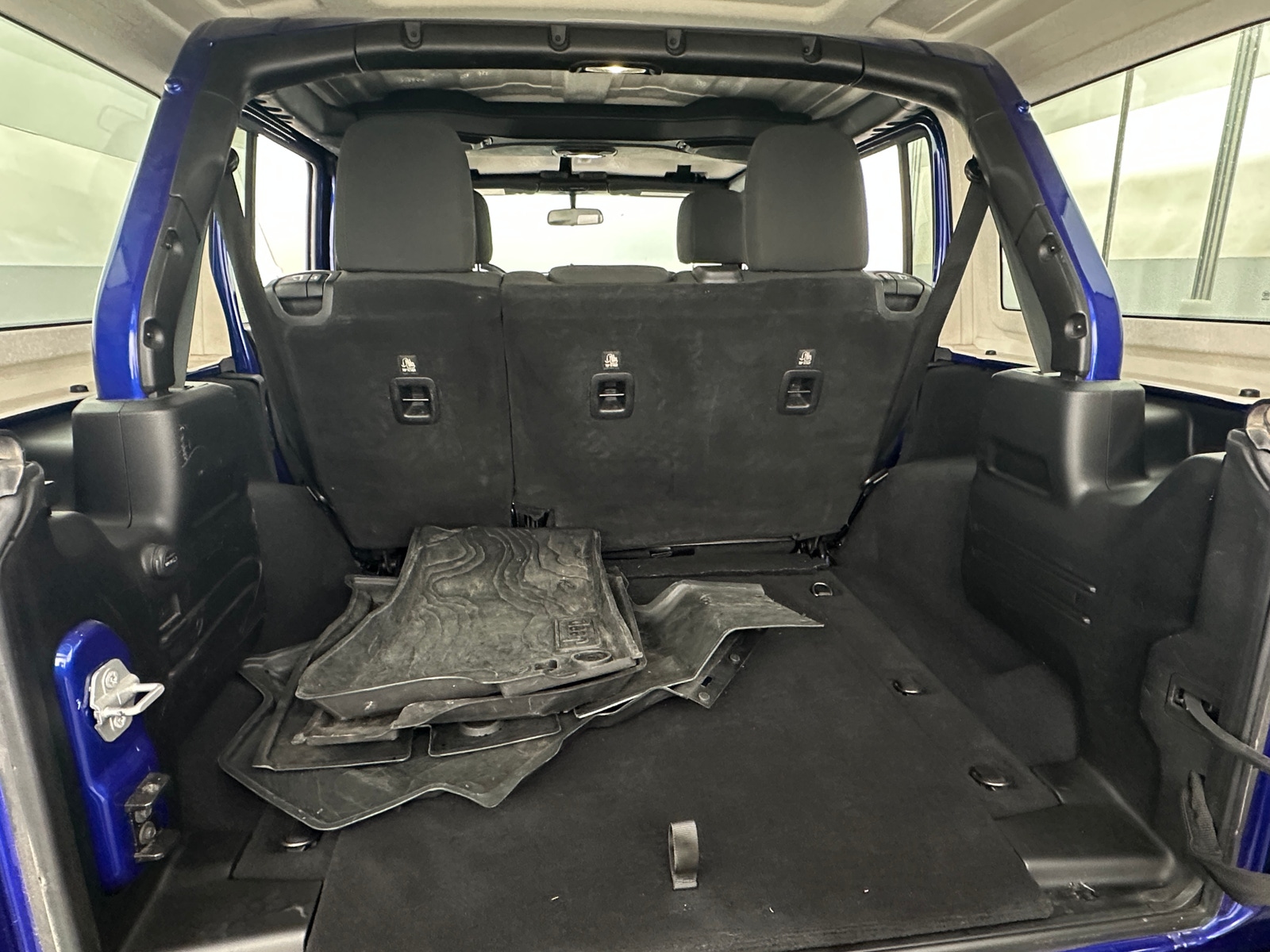 Thumbnail: 2018 Jeep Wrangler - 7