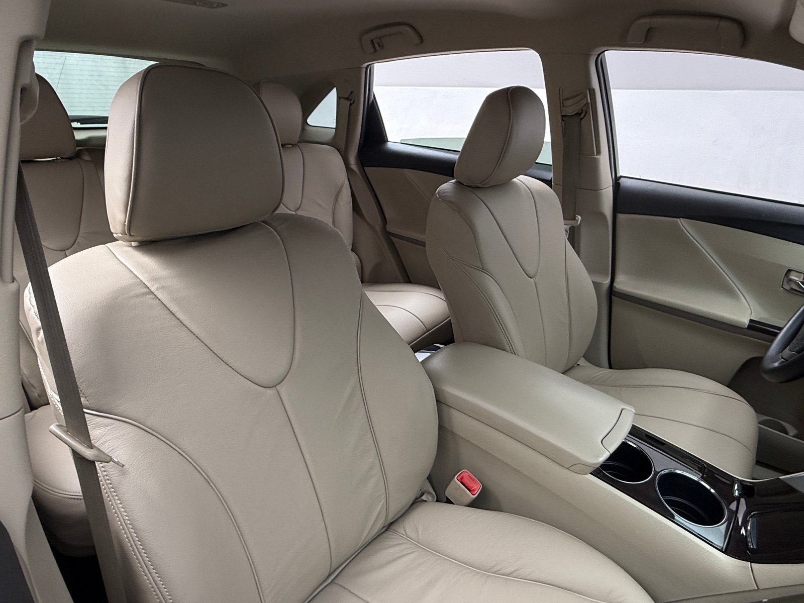 Thumbnail: 2012 Toyota Venza - 2