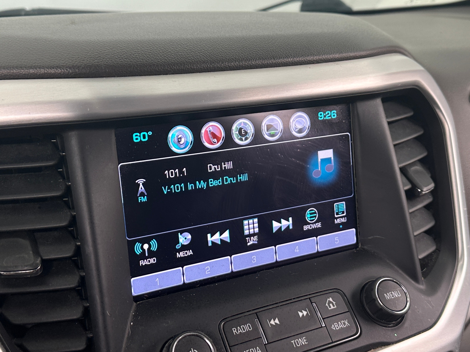 Thumbnail: 2017 GMC Acadia - 3