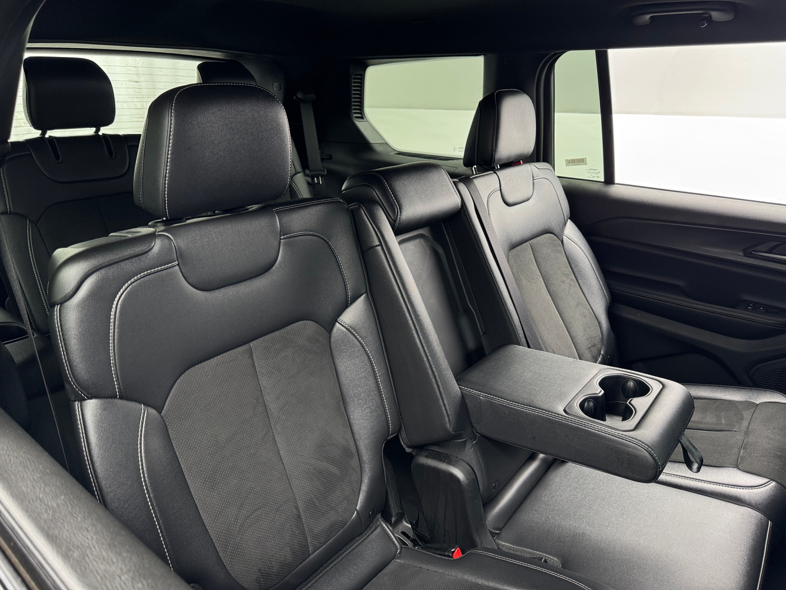 Thumbnail: 2024 Jeep Grand Cherokee L - 5